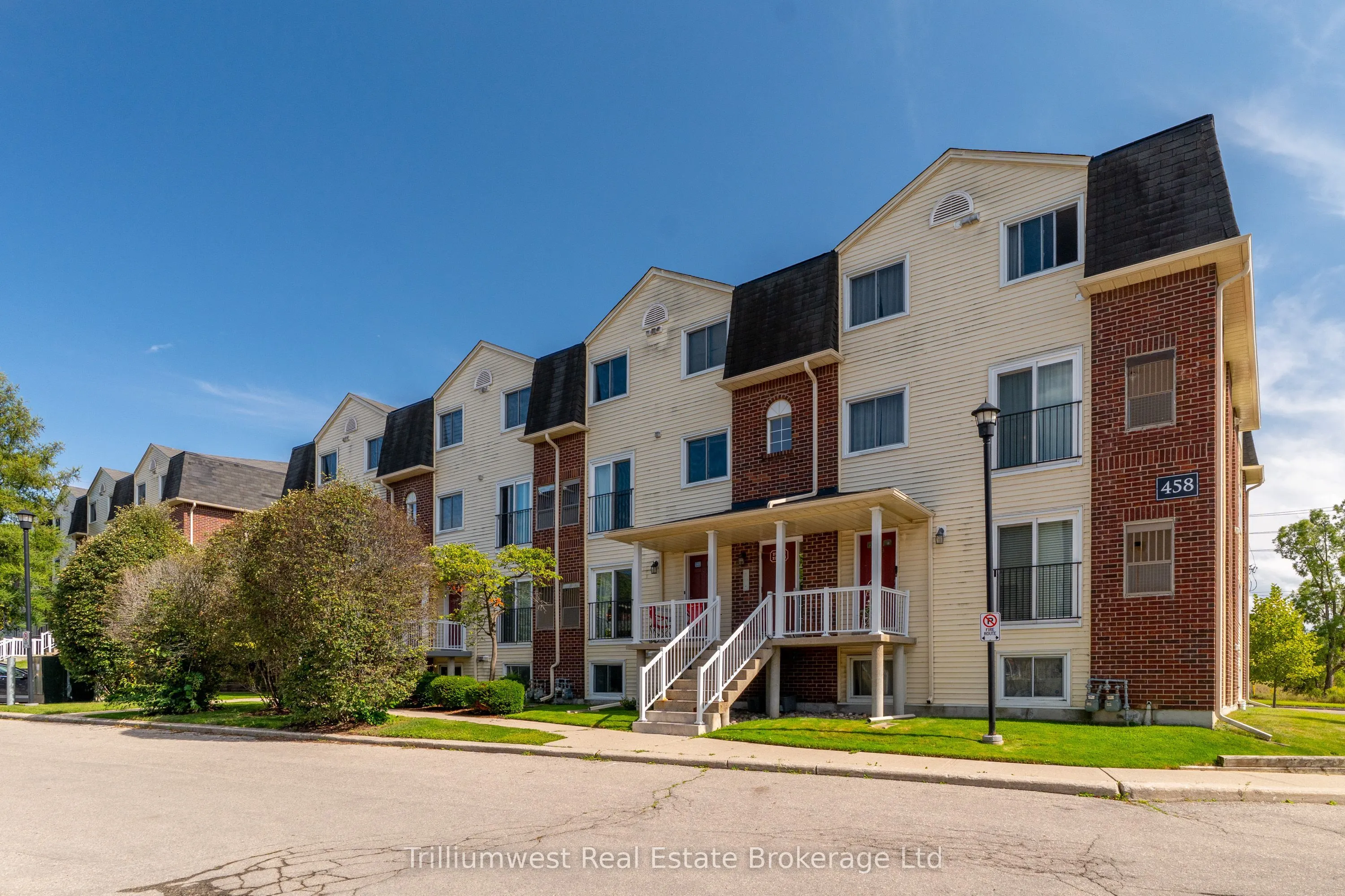 458 Janefield Avenue, #219