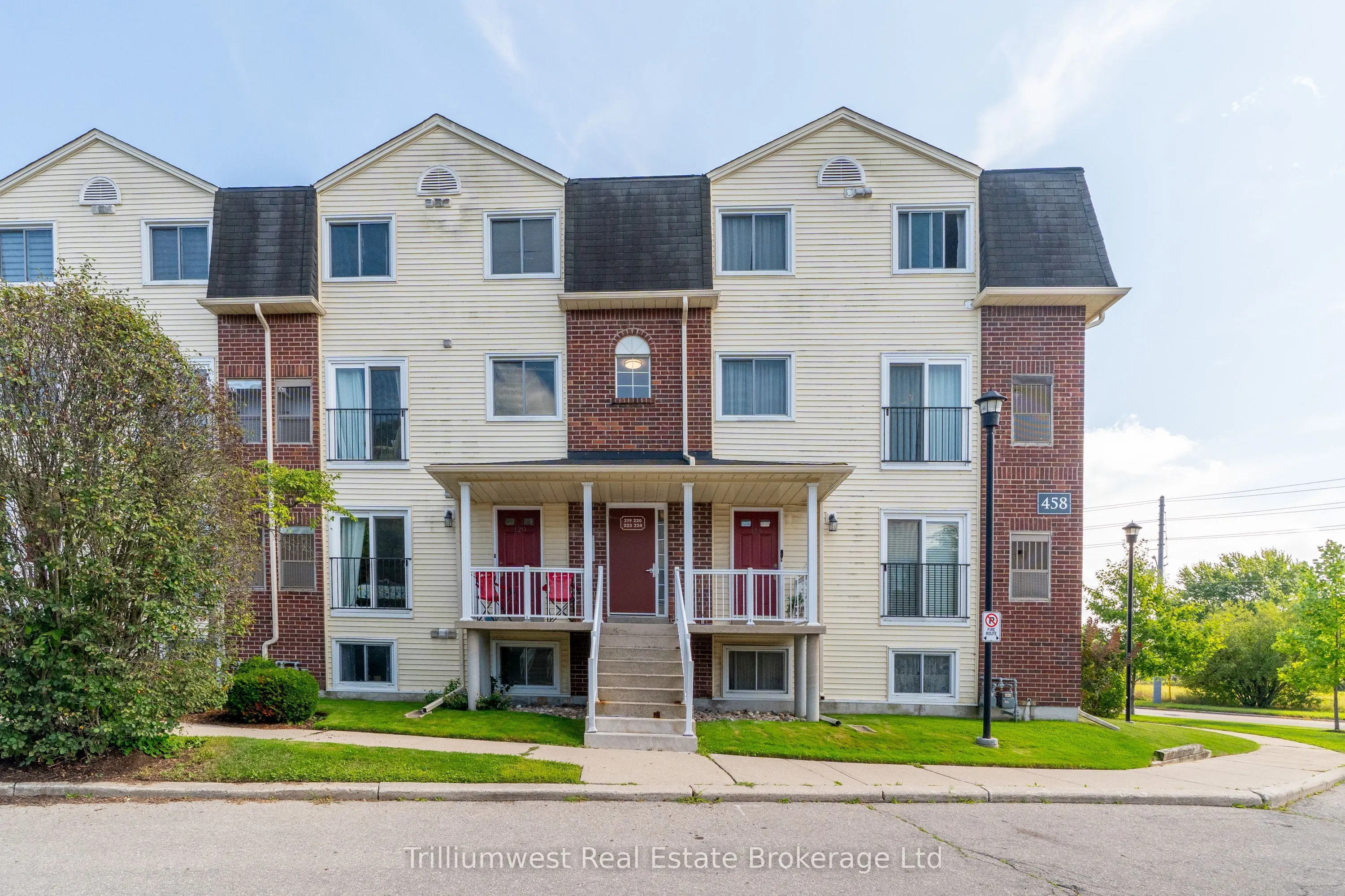 458 Janefield Avenue, #219