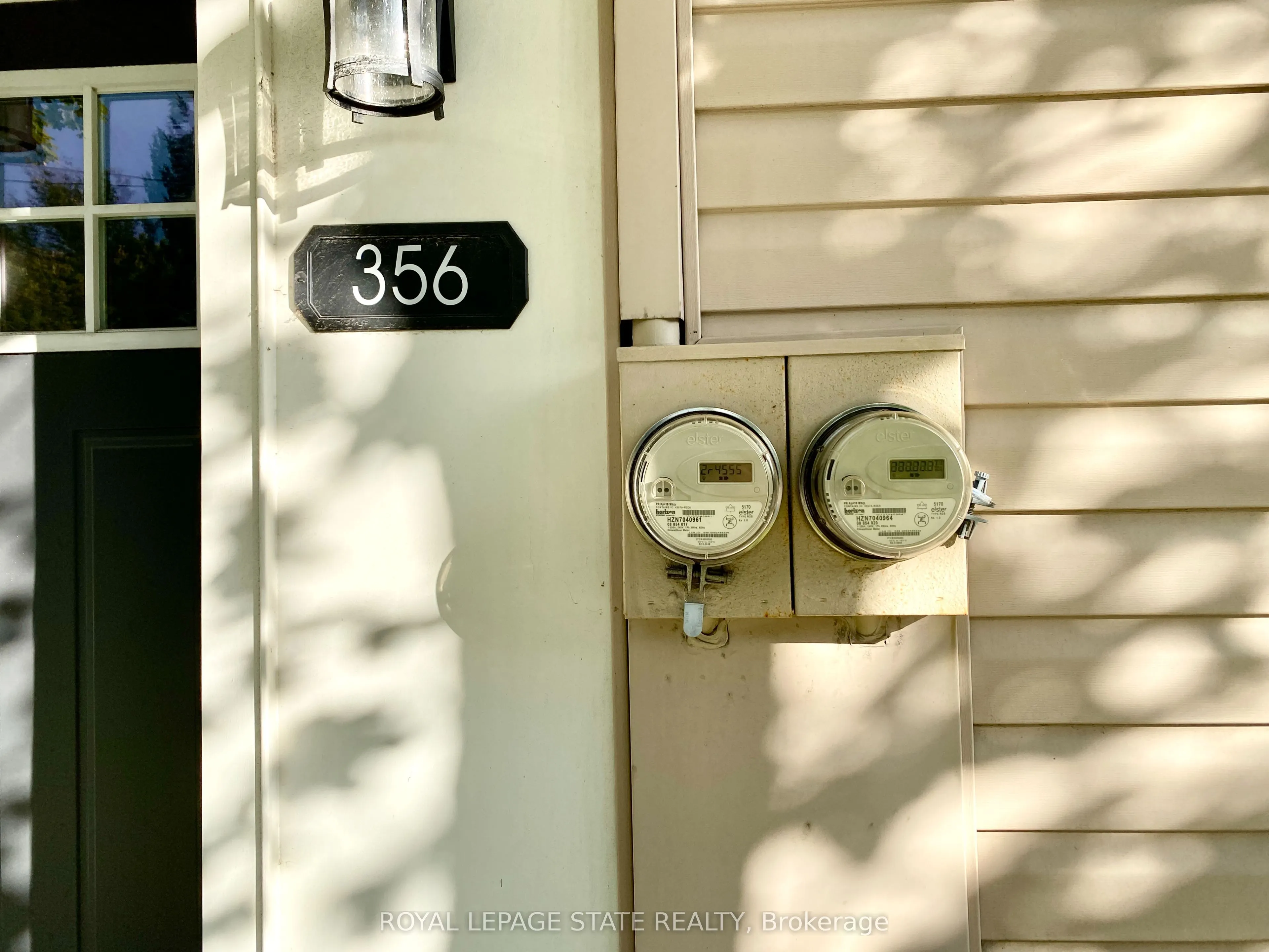 358 Dundas Street E