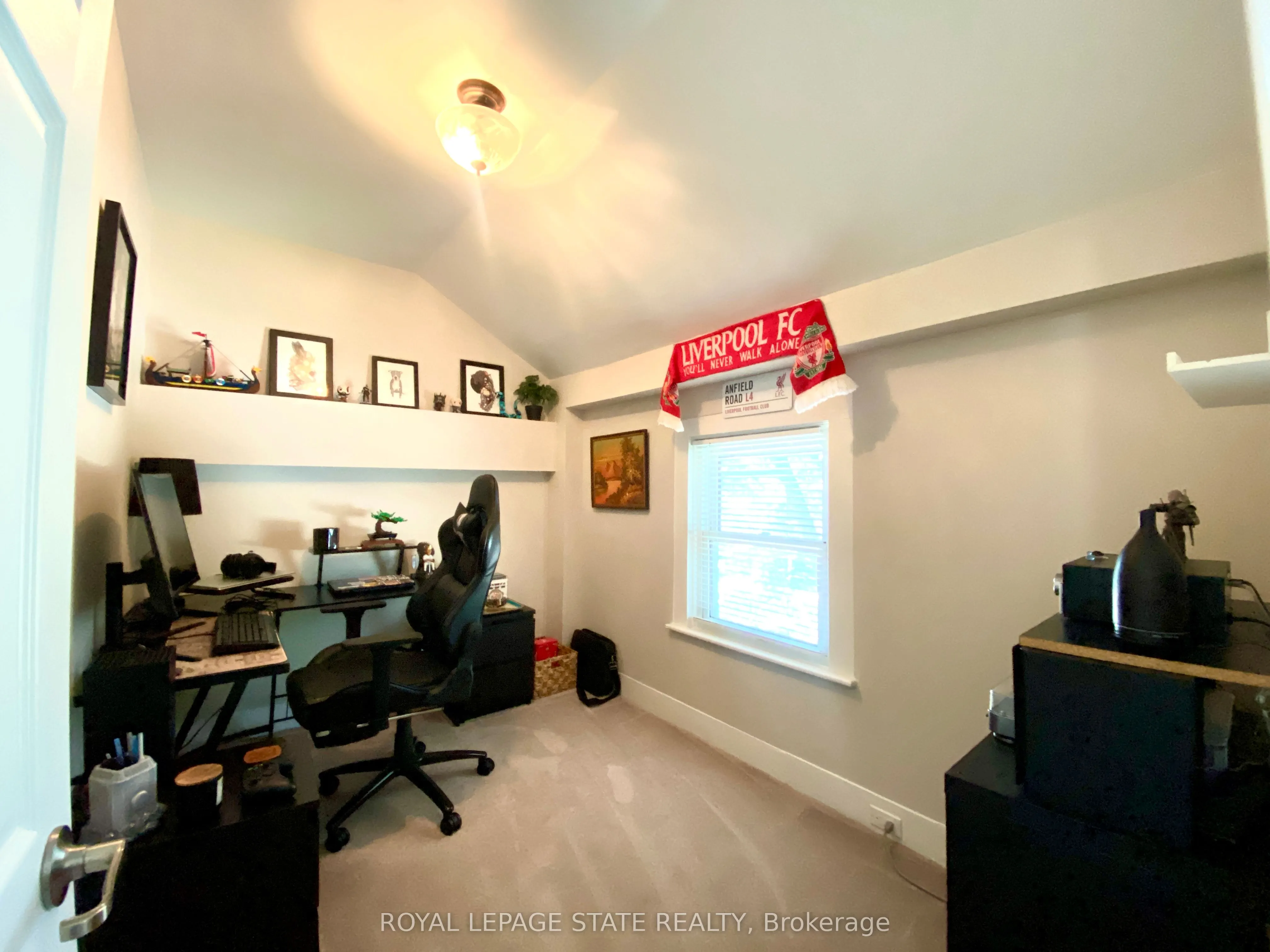 358 Dundas Street E