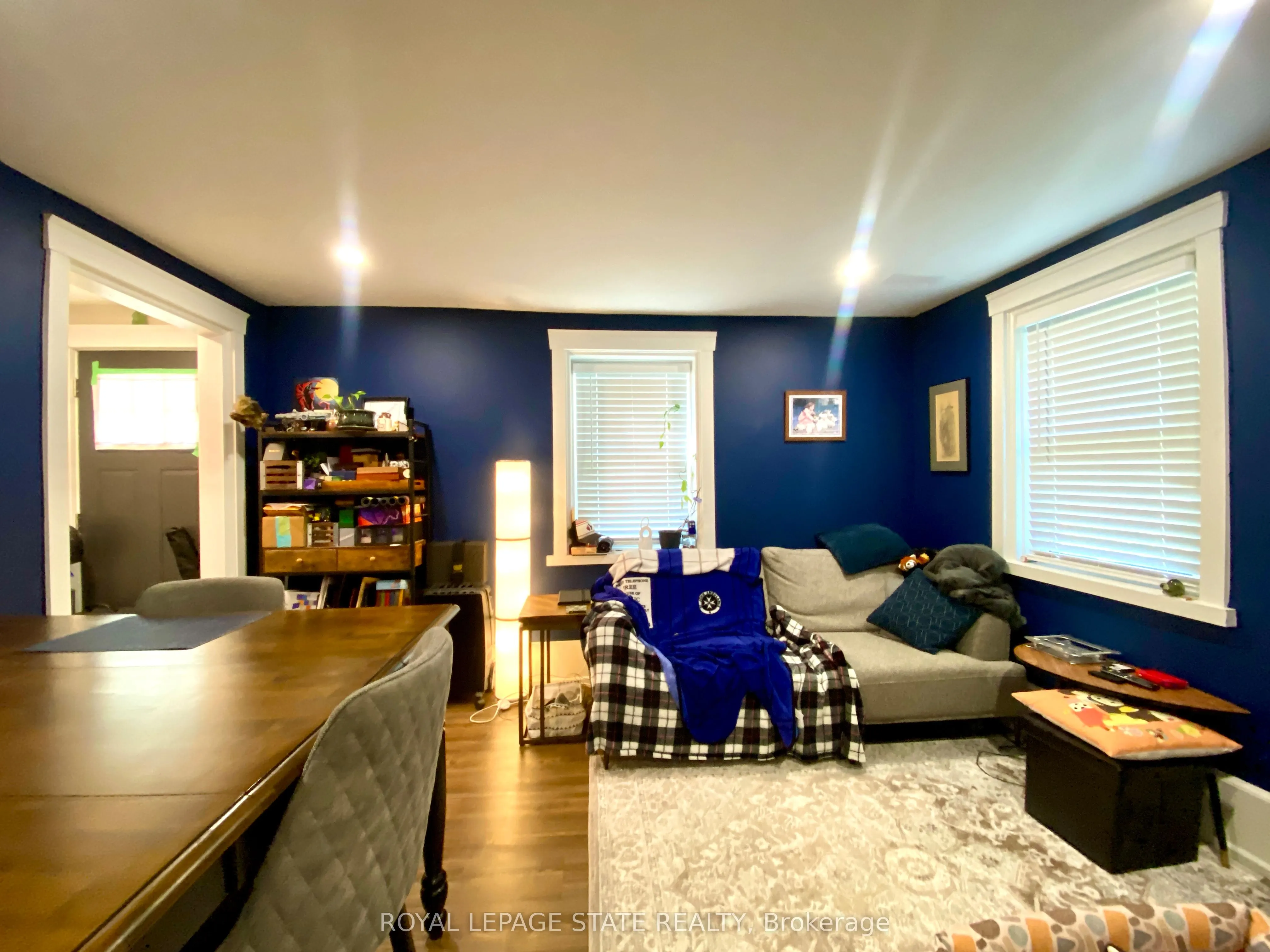 358 Dundas Street E