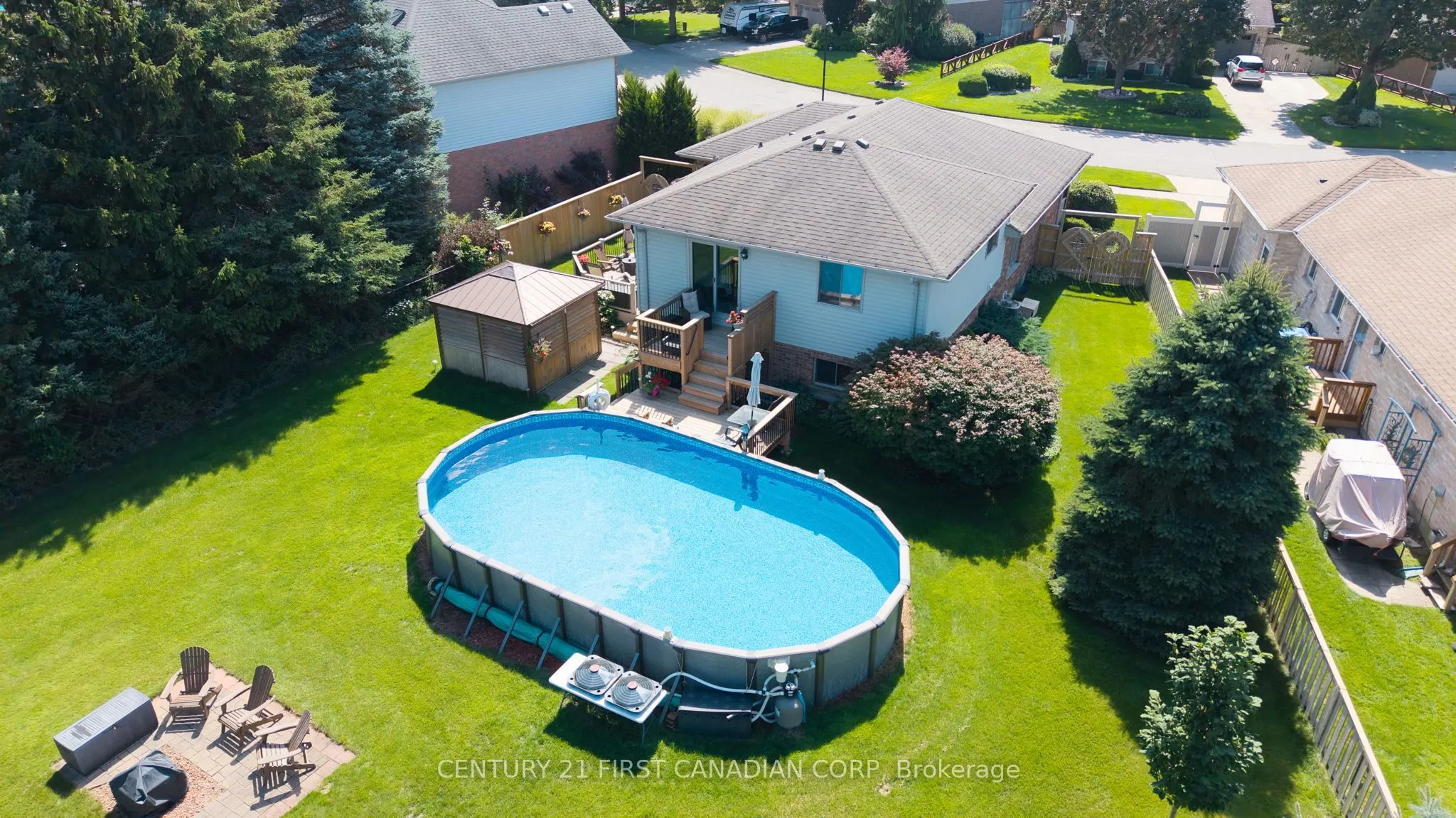 19 Hemlock Boulevard