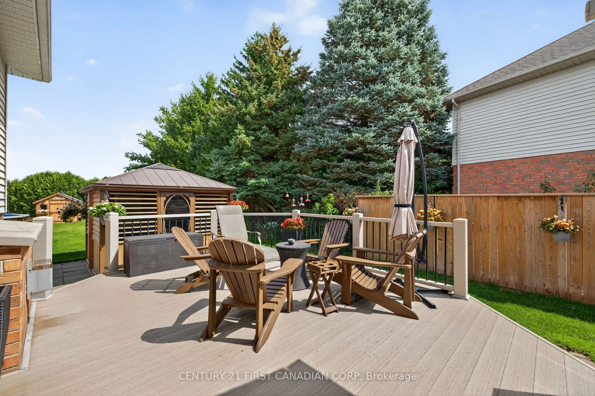 19 Hemlock Boulevard