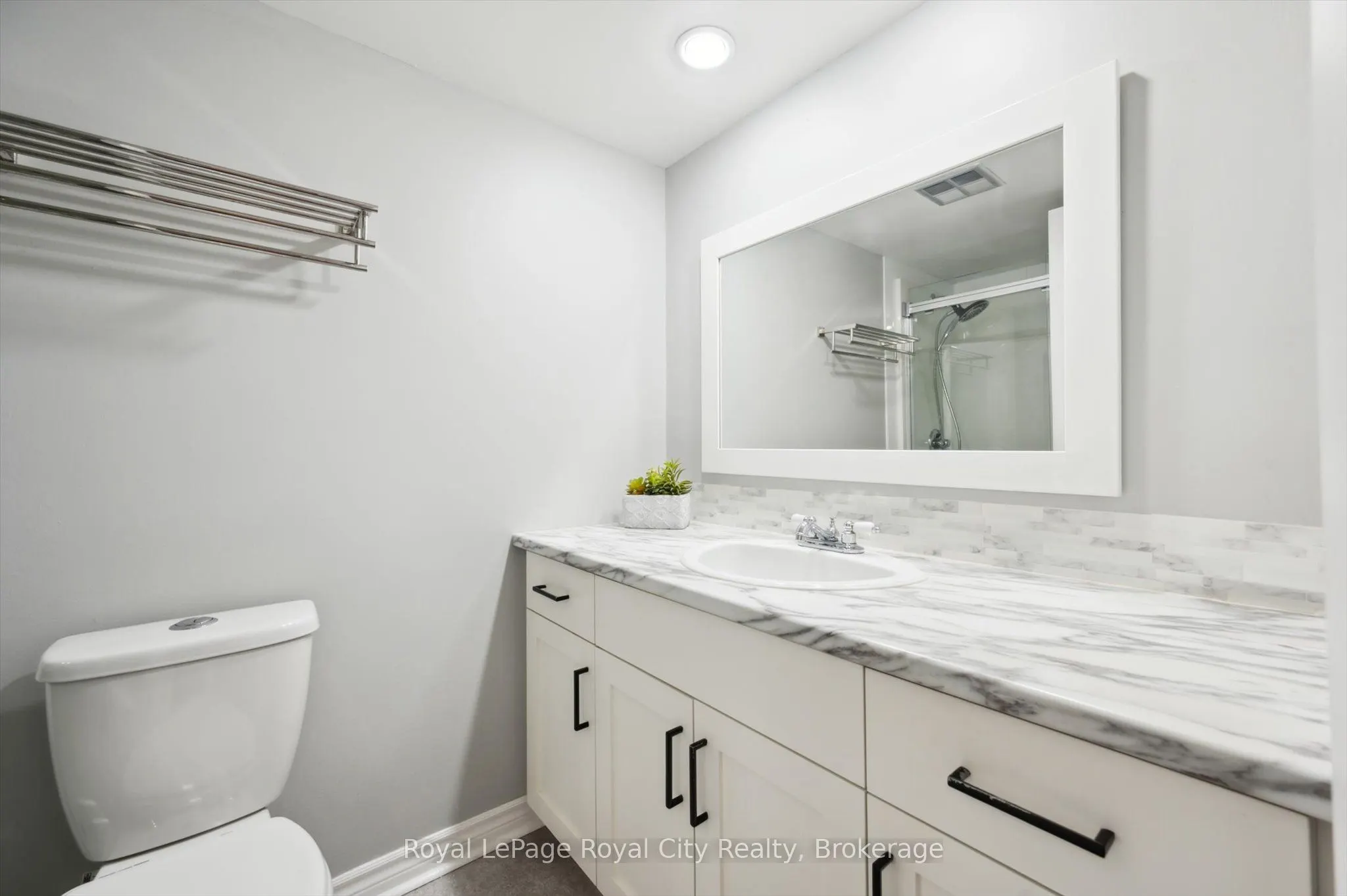 22 Marilyn Drive, #501