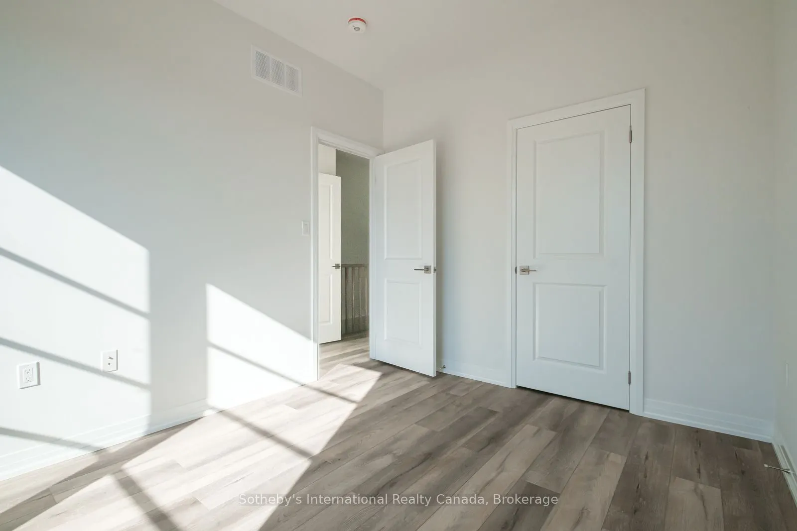550 Grey Street, #19