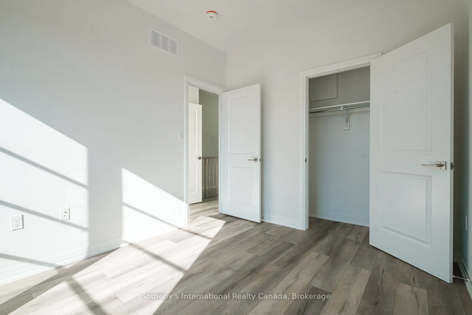 550 Grey Street, #19