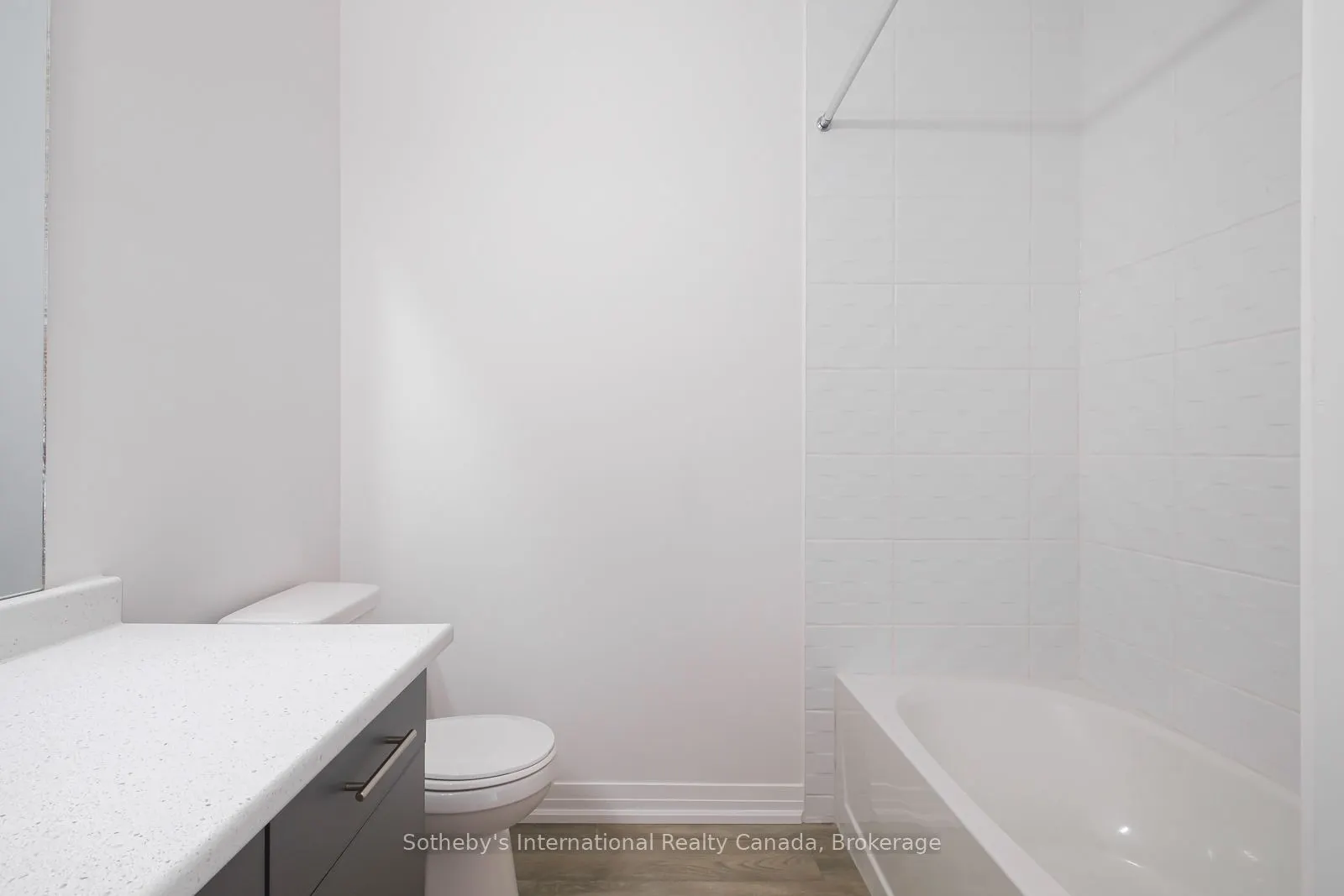 550 Grey Street, #19