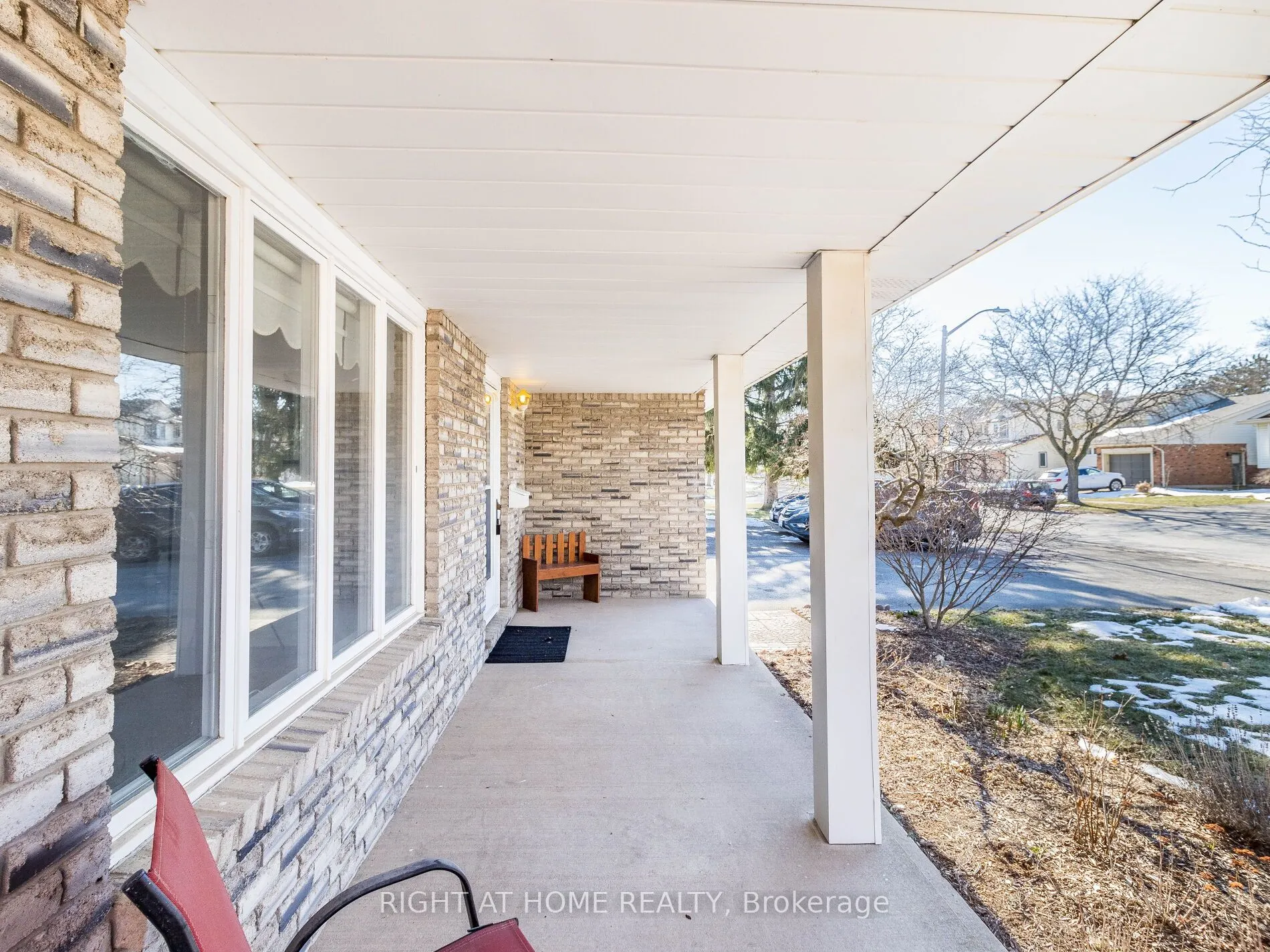 24 The Meadows Street