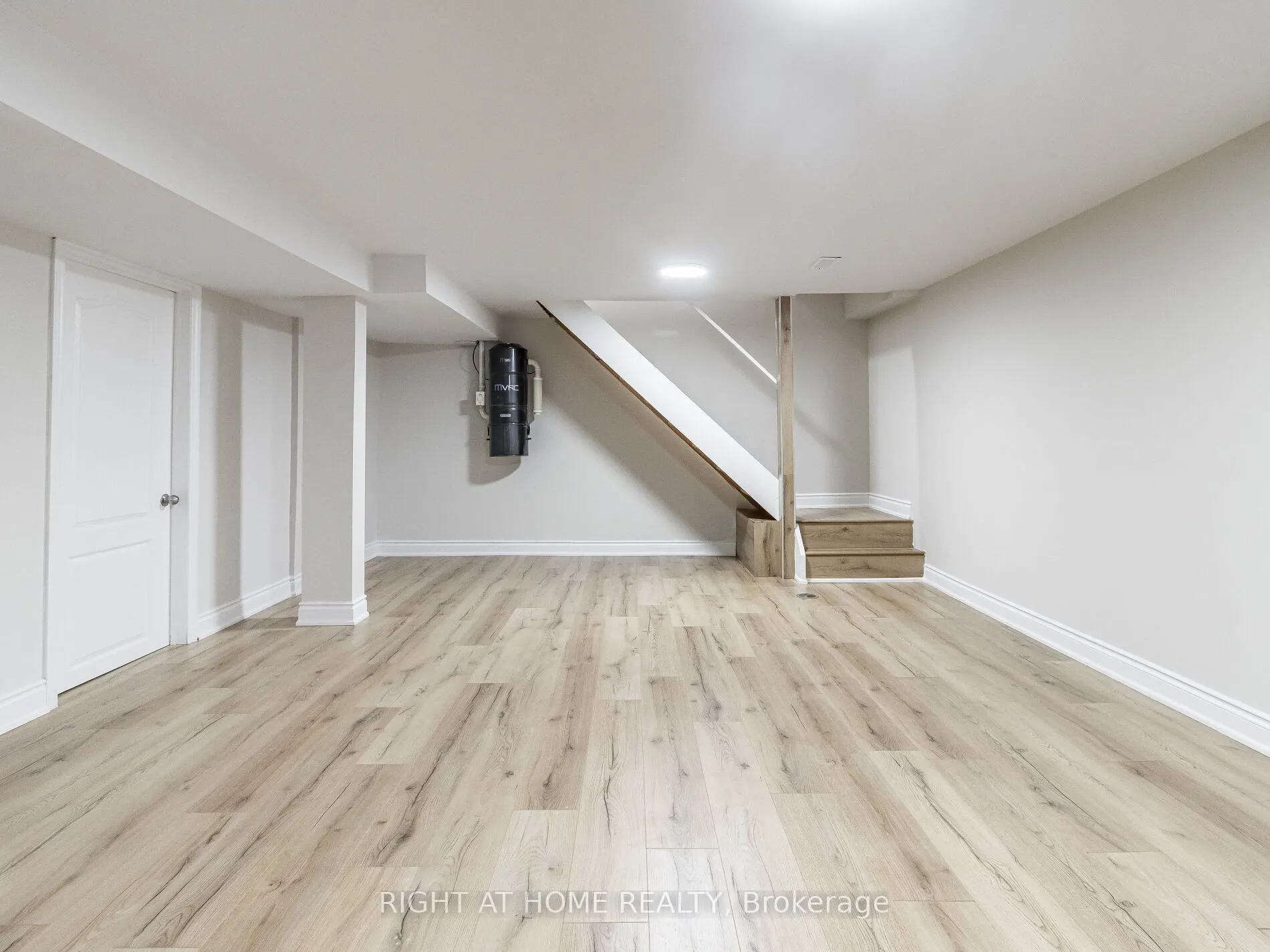 24 The Meadows Street