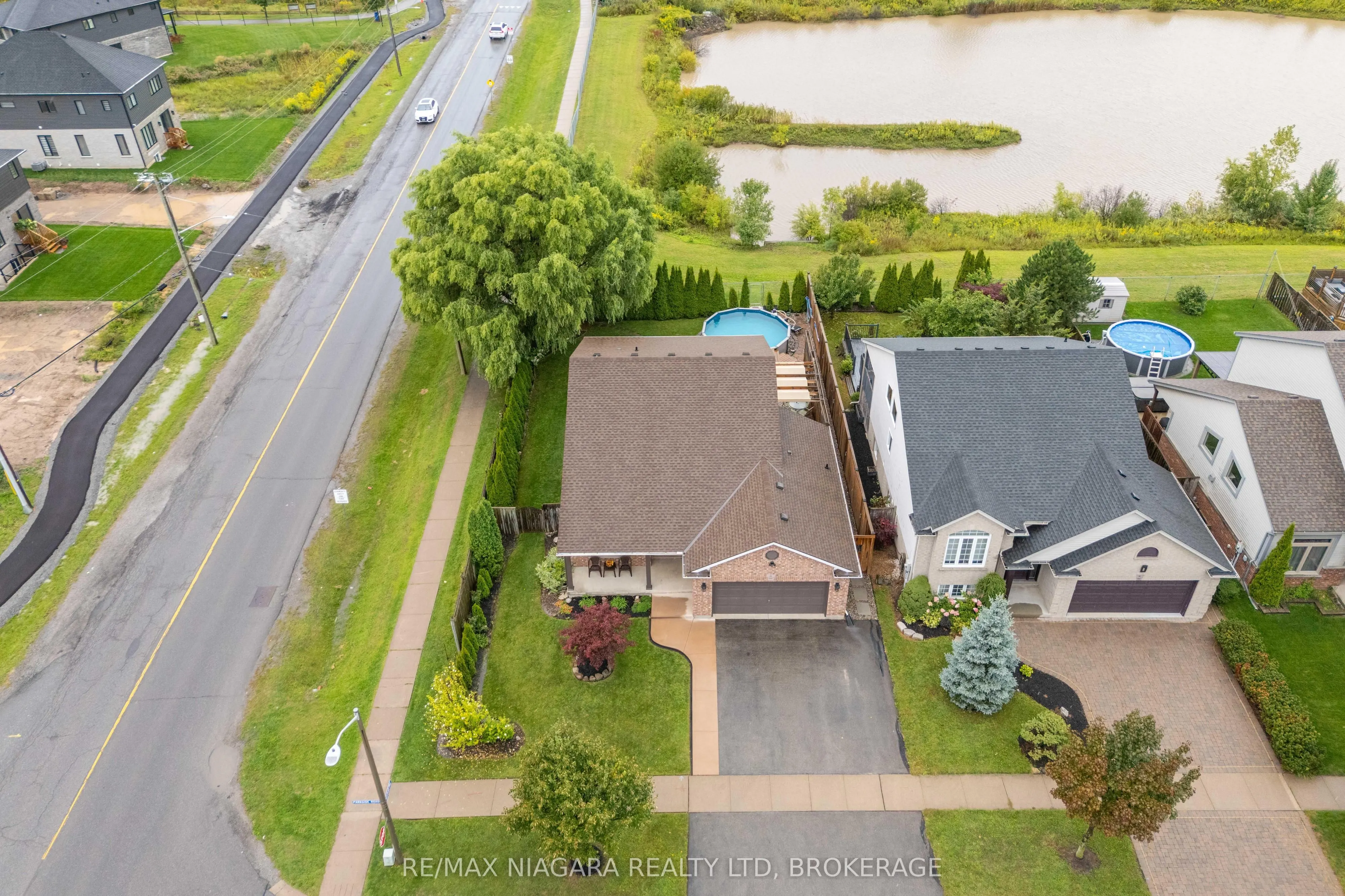 7229 Parkside Road