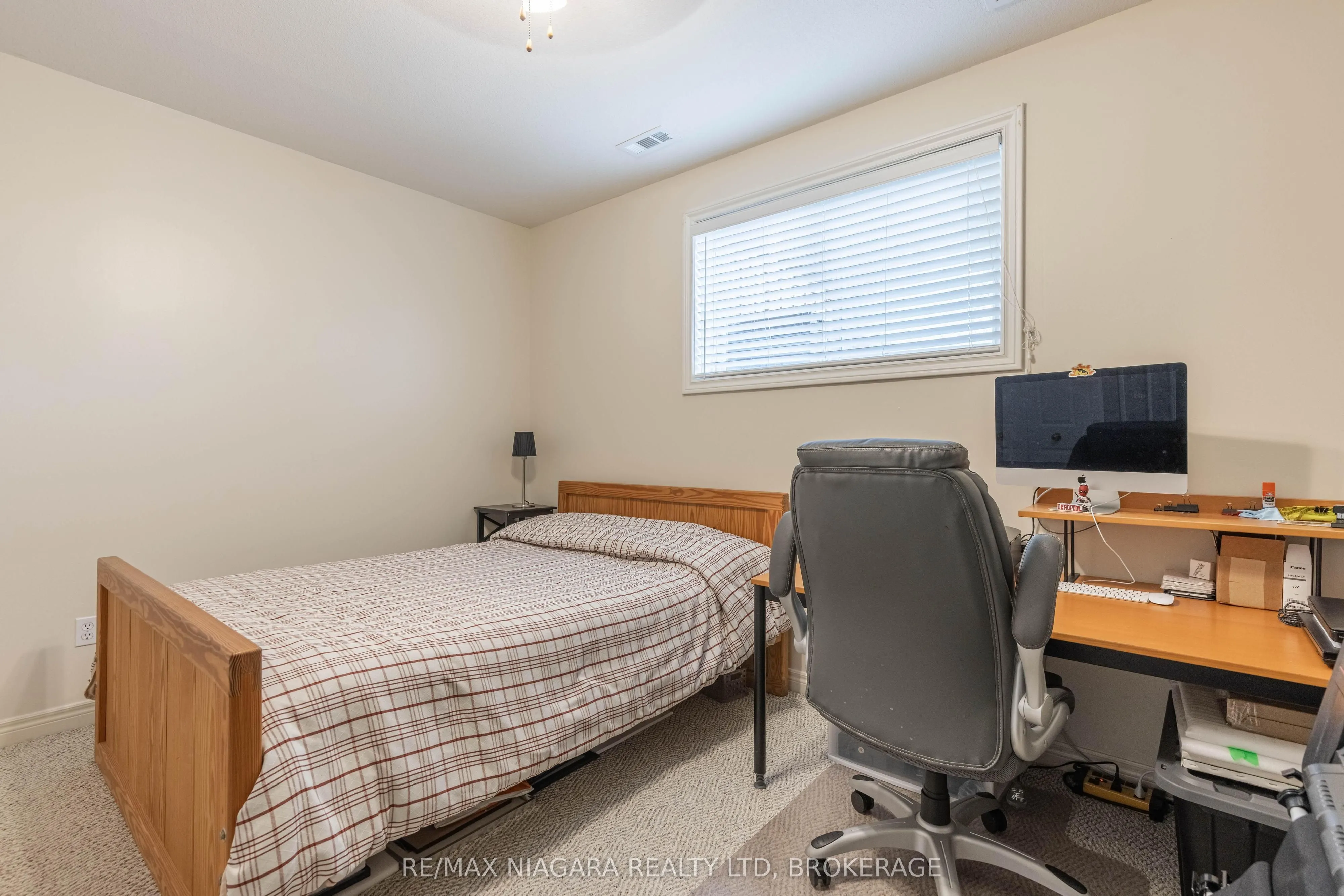 7229 Parkside Road