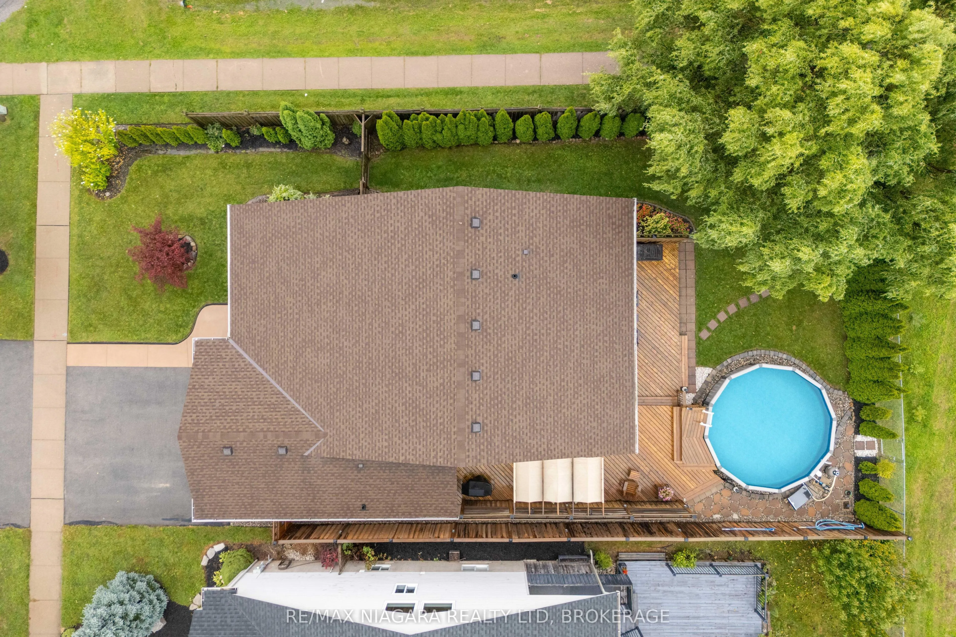 7229 Parkside Road