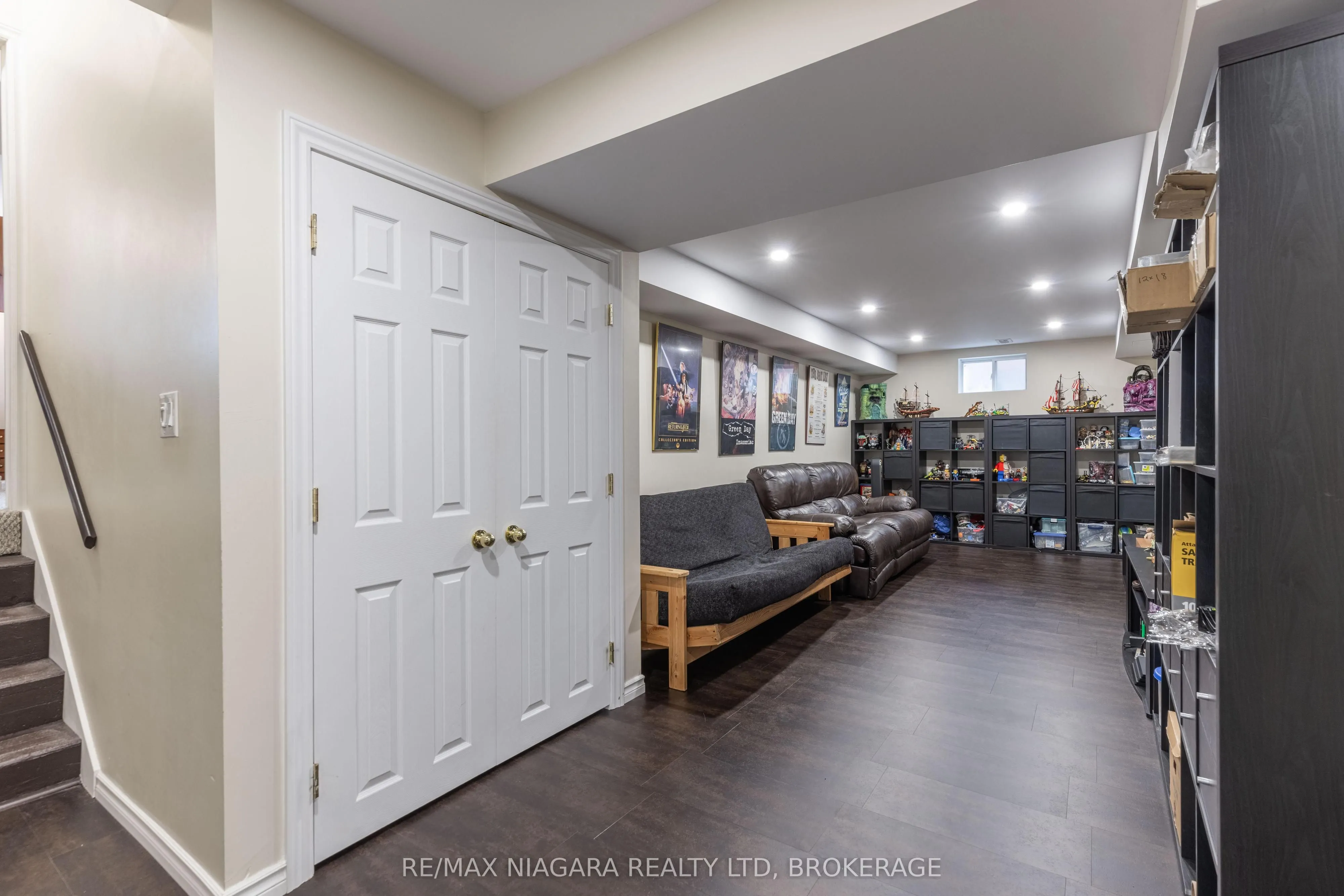 7229 Parkside Road