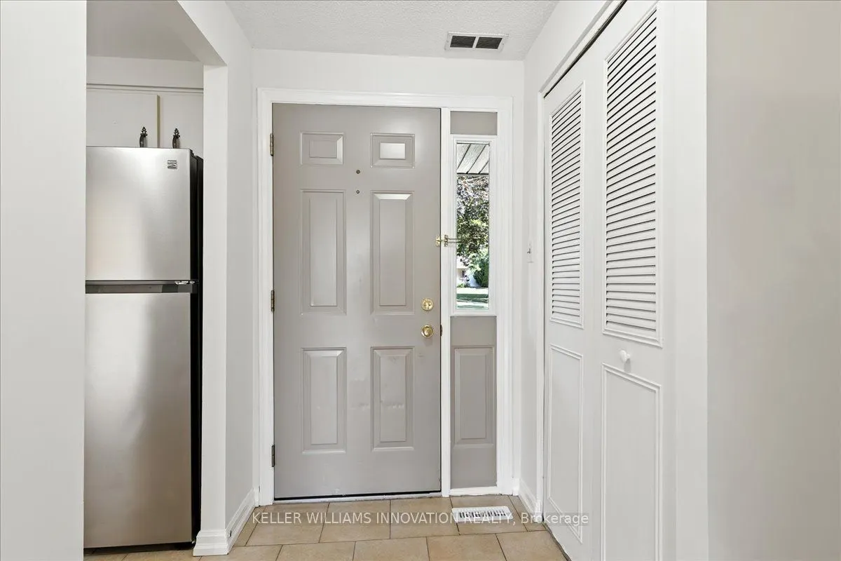 11 Grand River Boulevard, #29