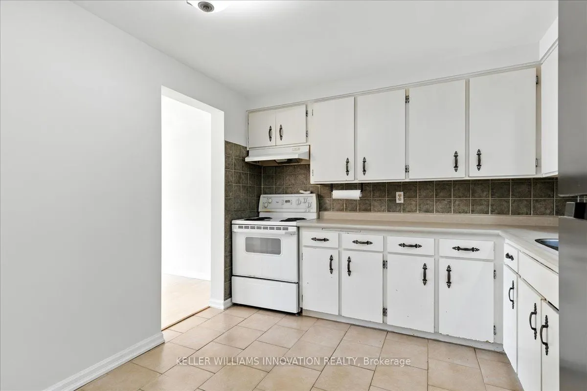 11 Grand River Boulevard, #29