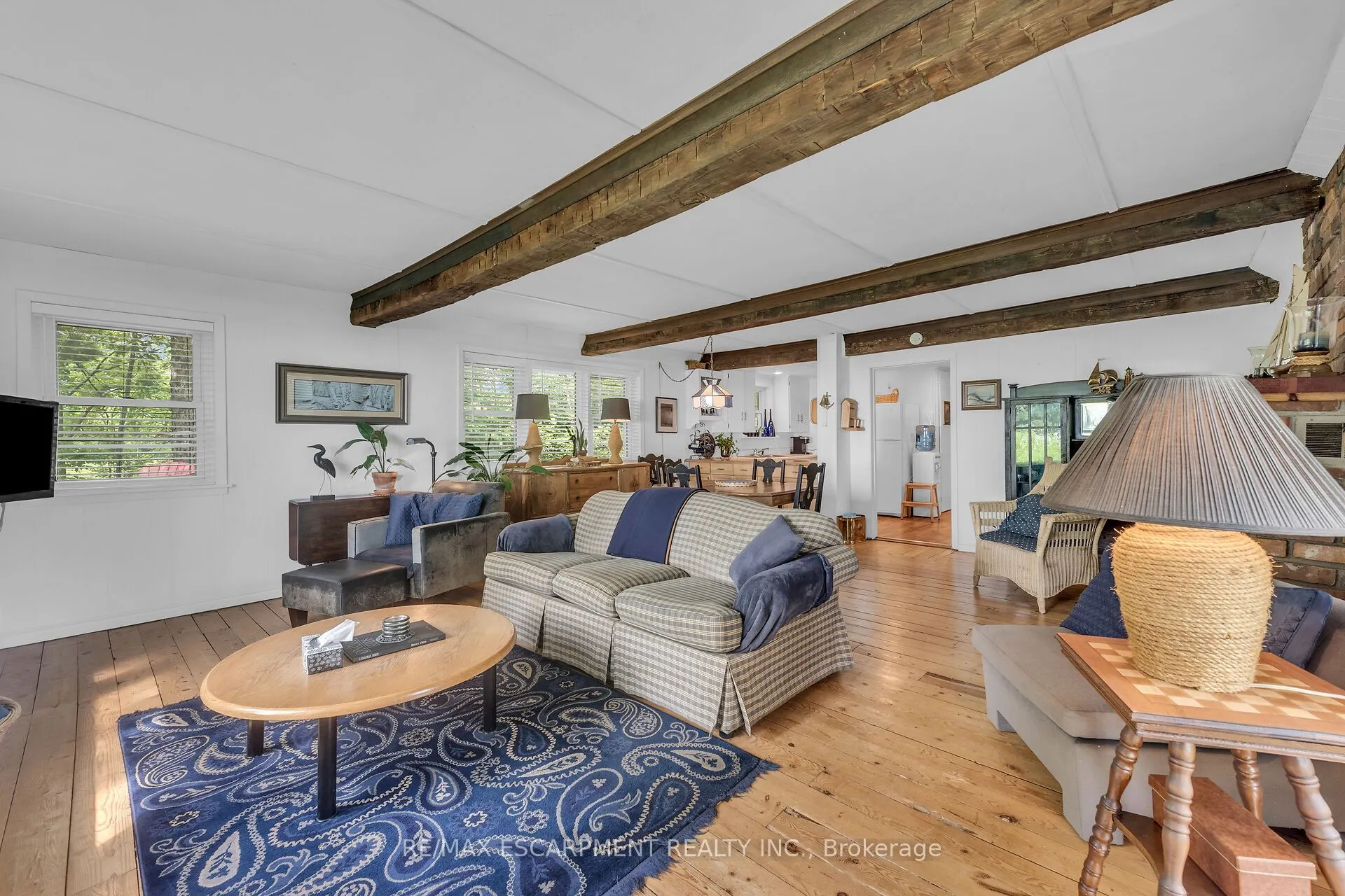 2593 North Shore Drive