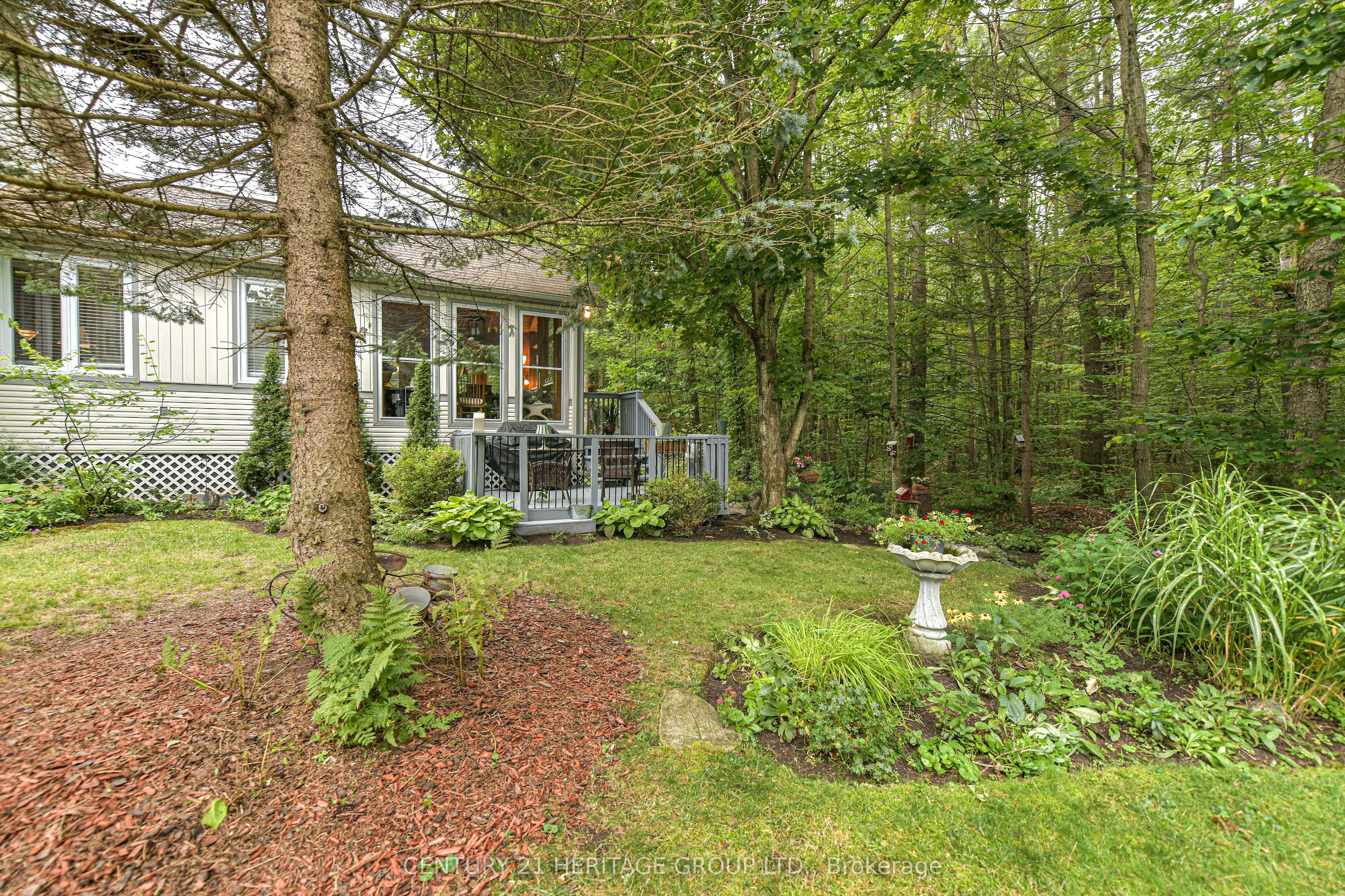 43 Pineridge Gate