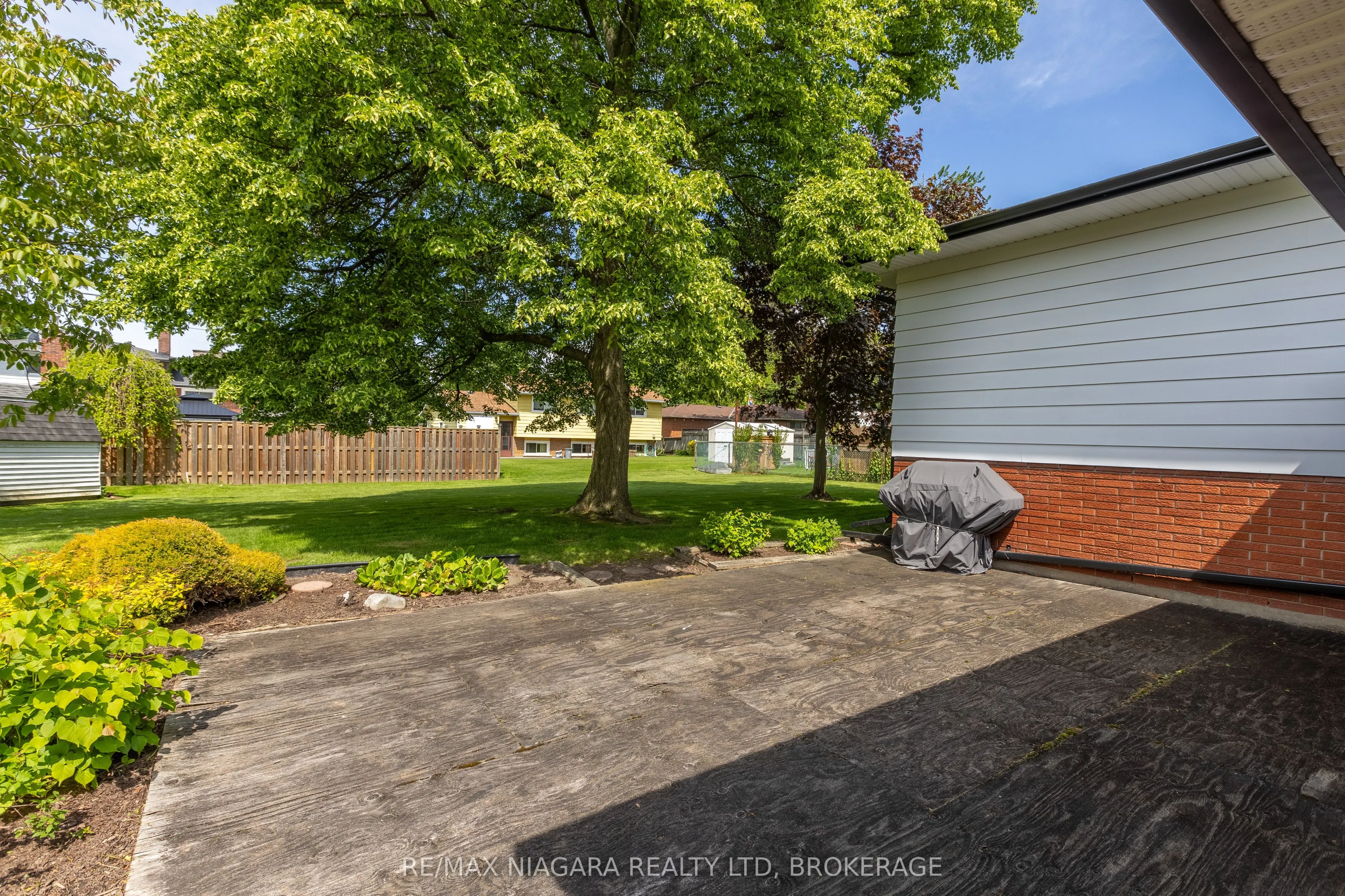 82 Westwood Crescent