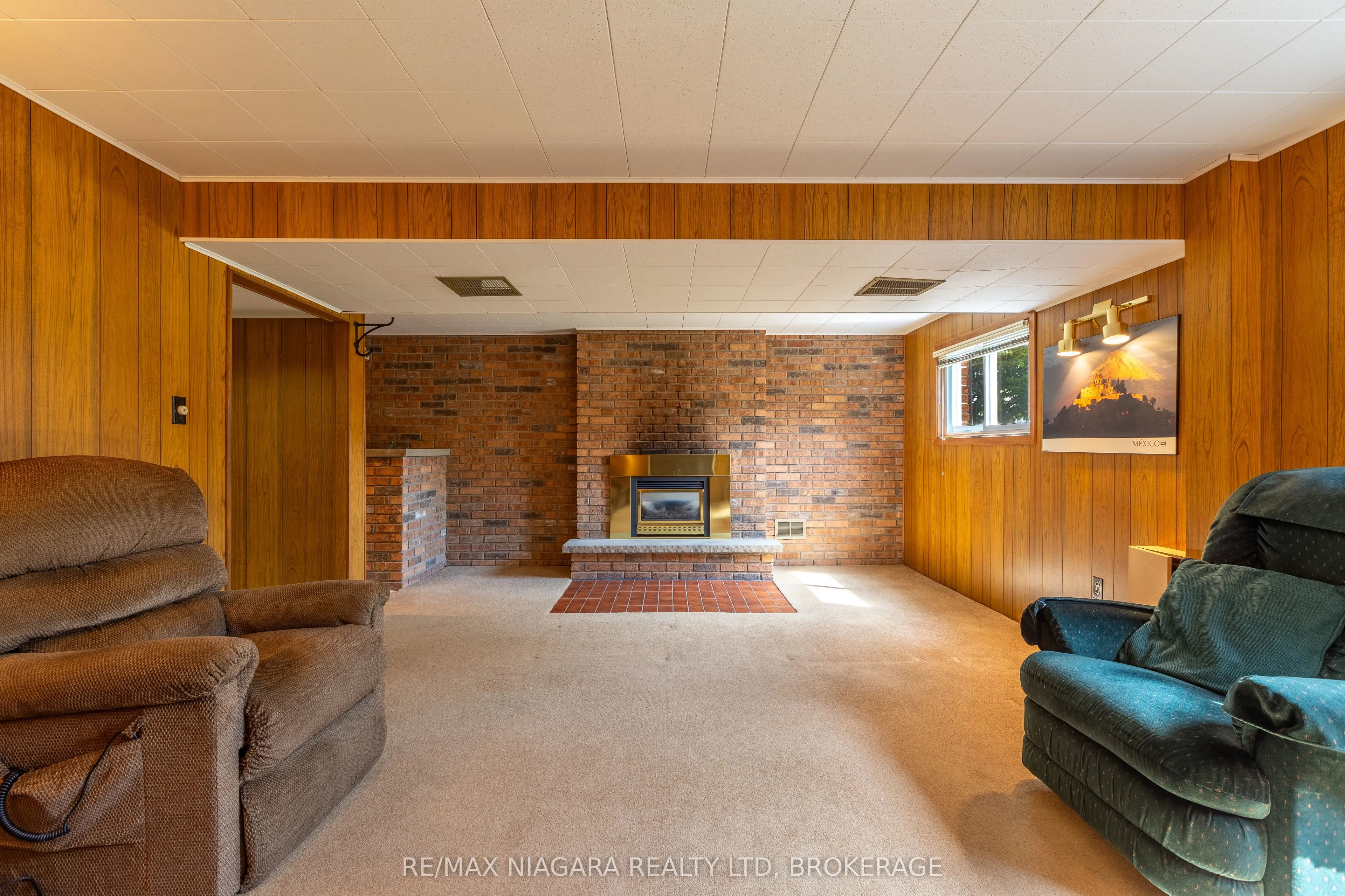 82 Westwood Crescent