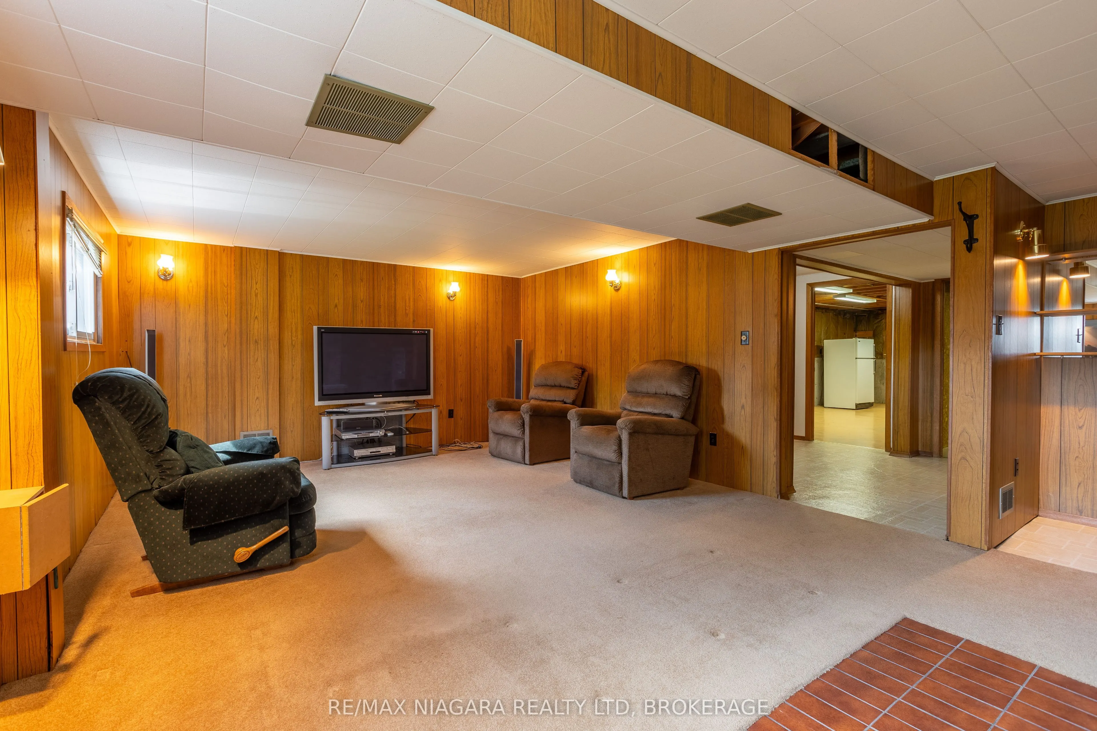 82 Westwood Crescent
