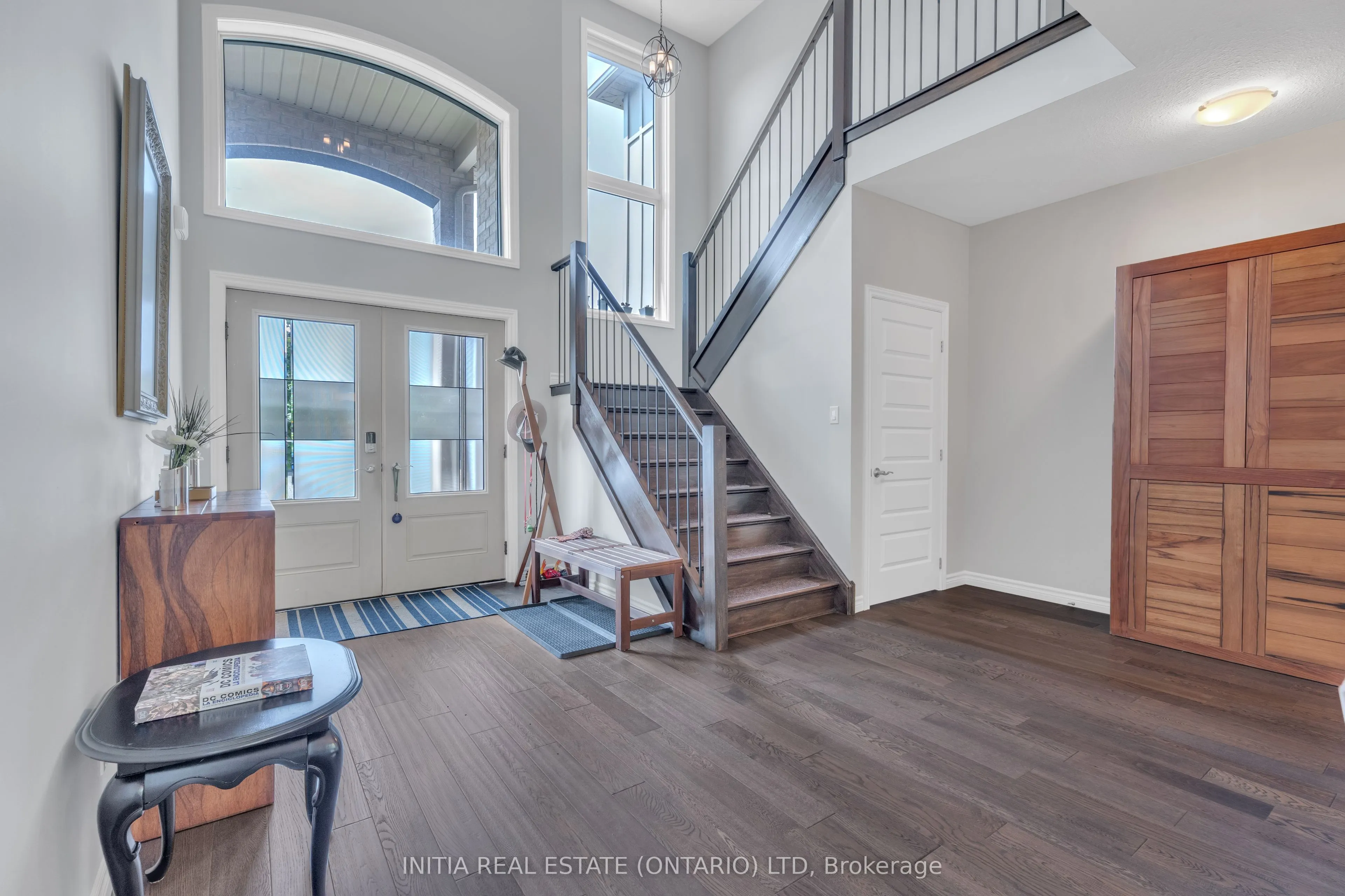 1303 Dyer Crescent