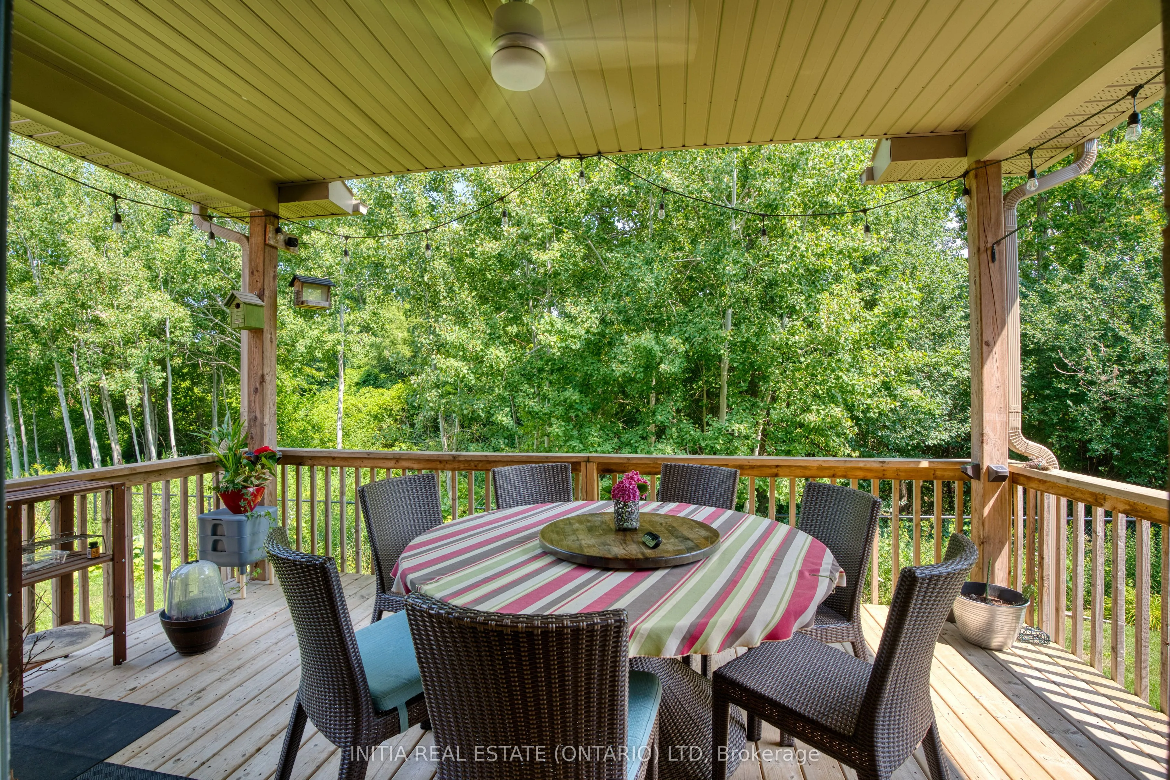 1303 Dyer Crescent