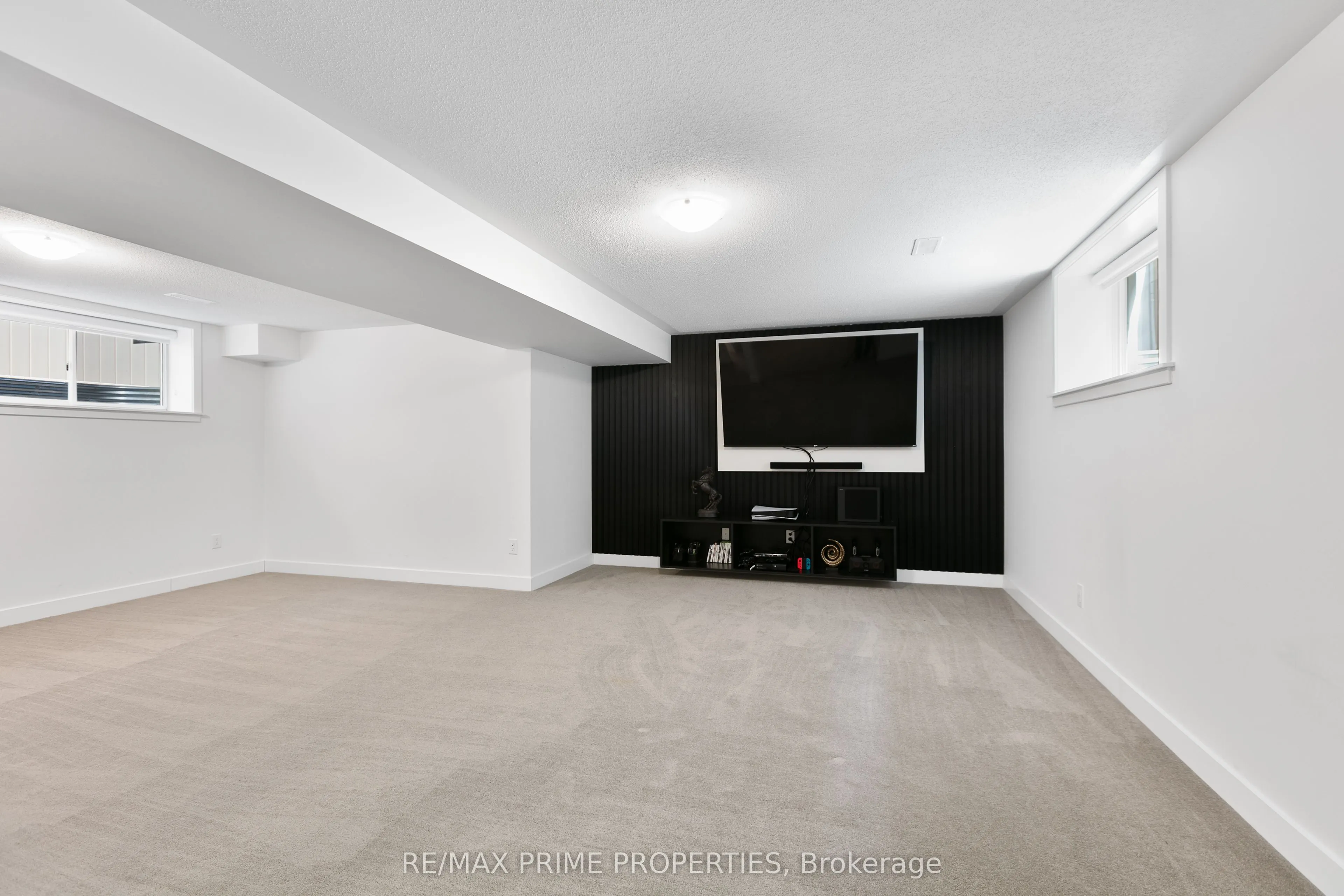 249 Fountainhead Drive