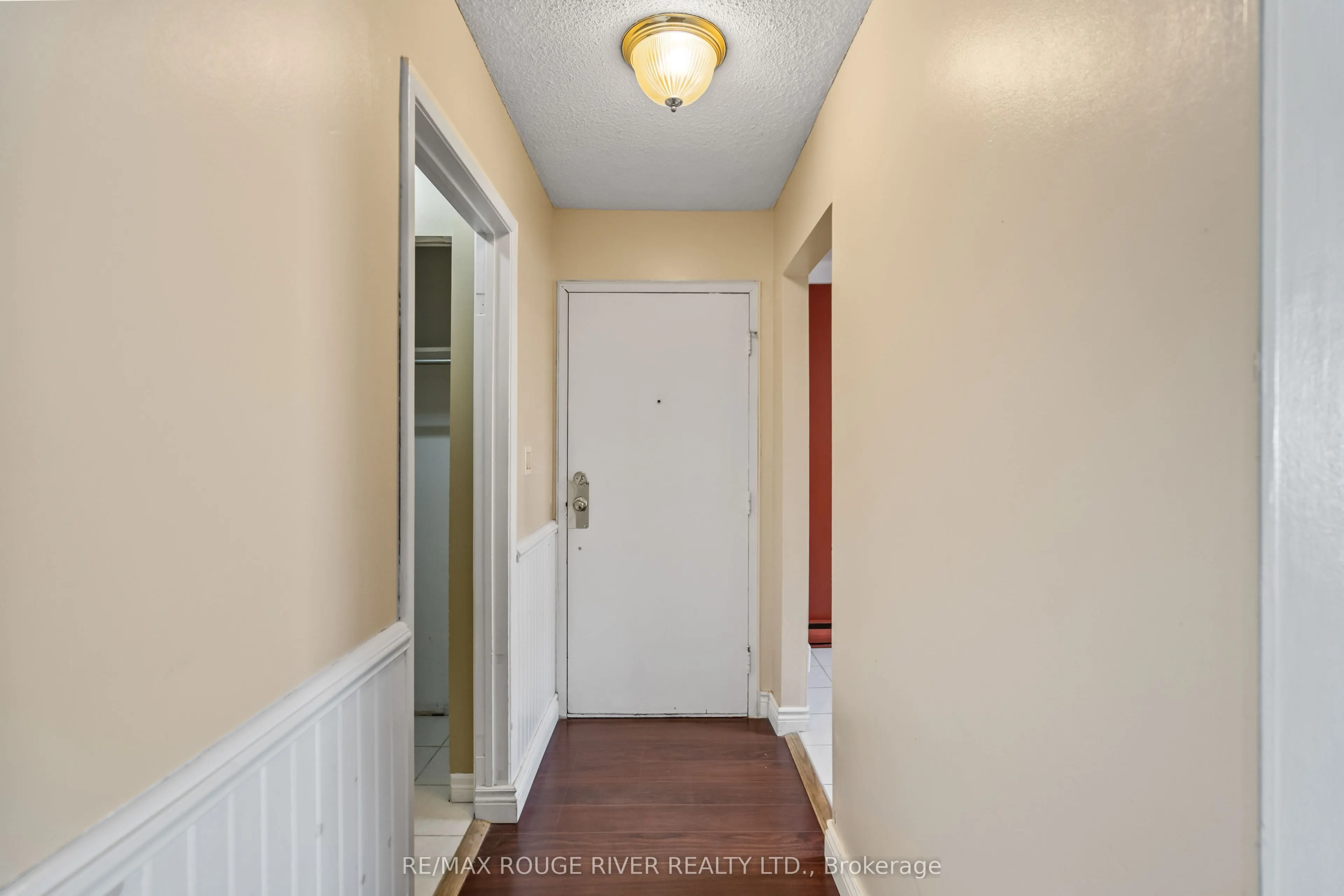 494 Elgin Street W, #3