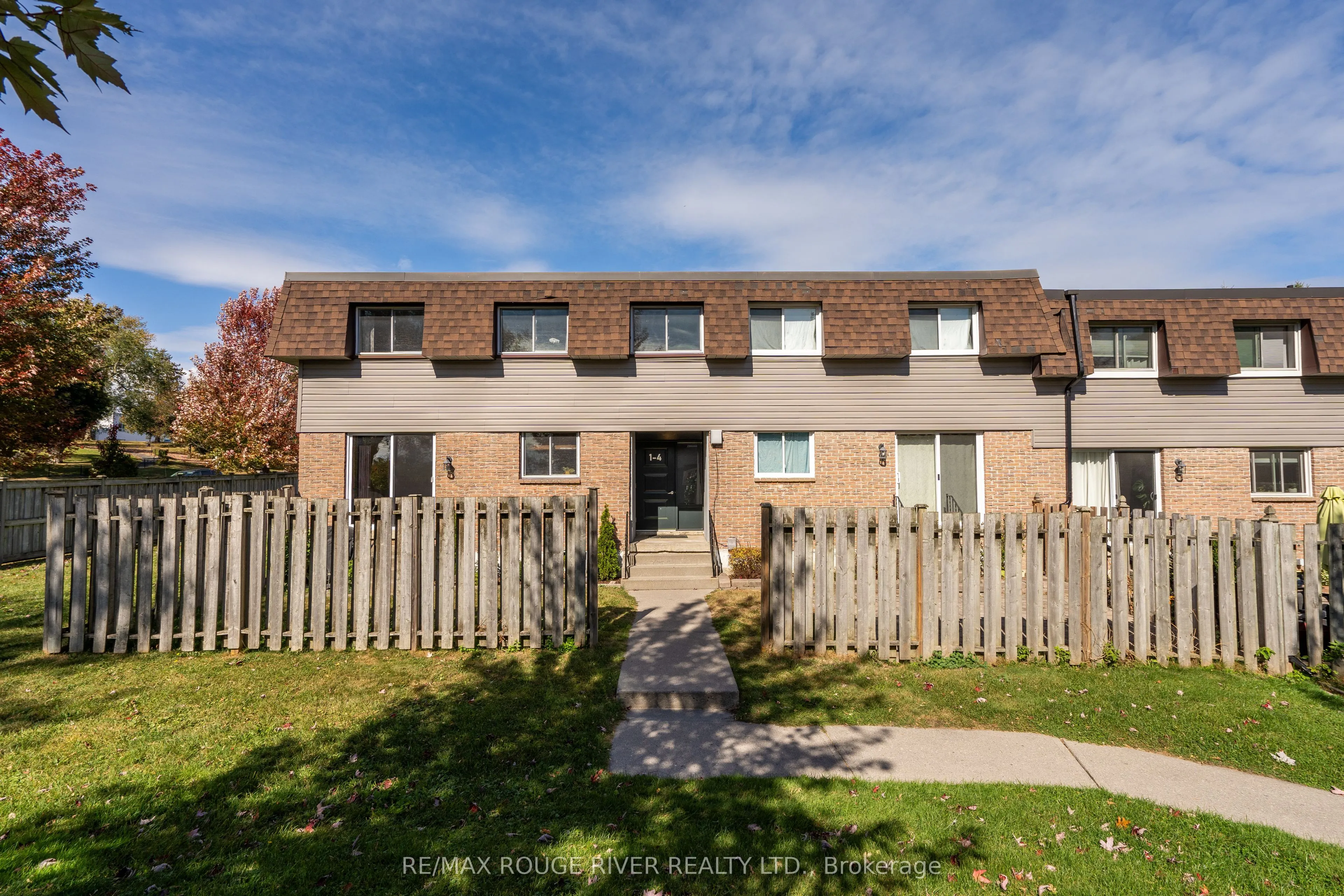 494 Elgin Street W, #3