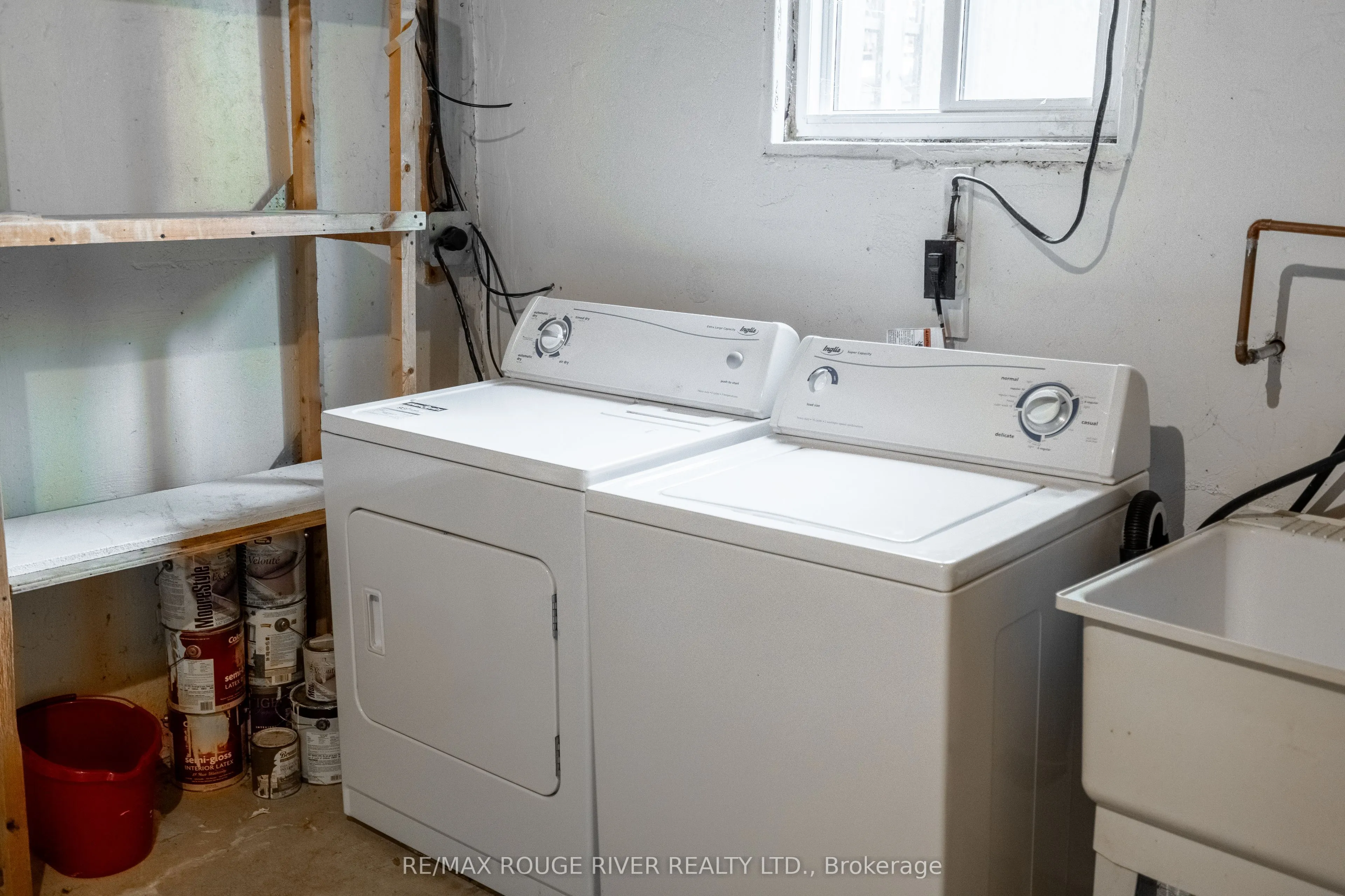 494 Elgin Street W, #3