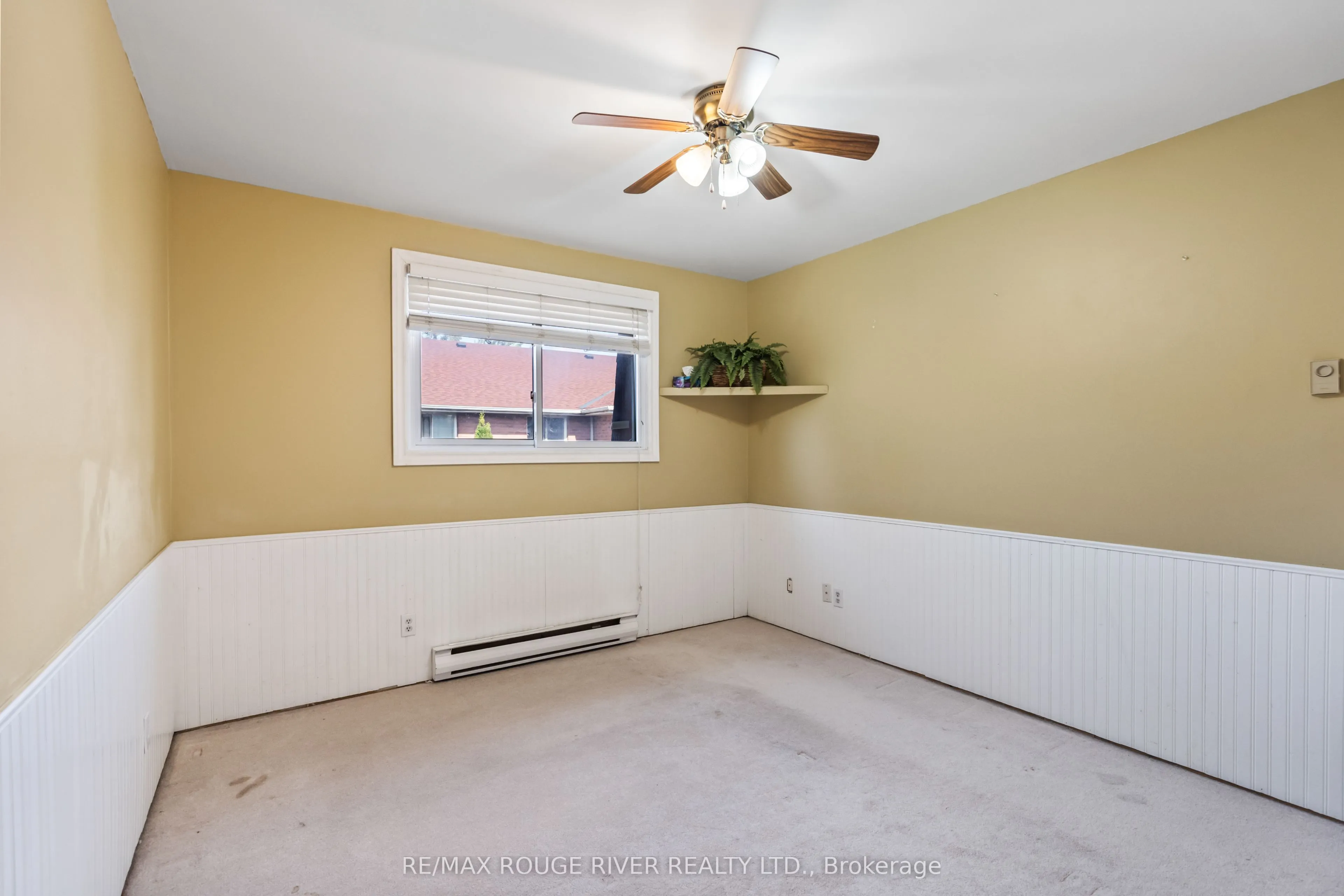 494 Elgin Street W, #3