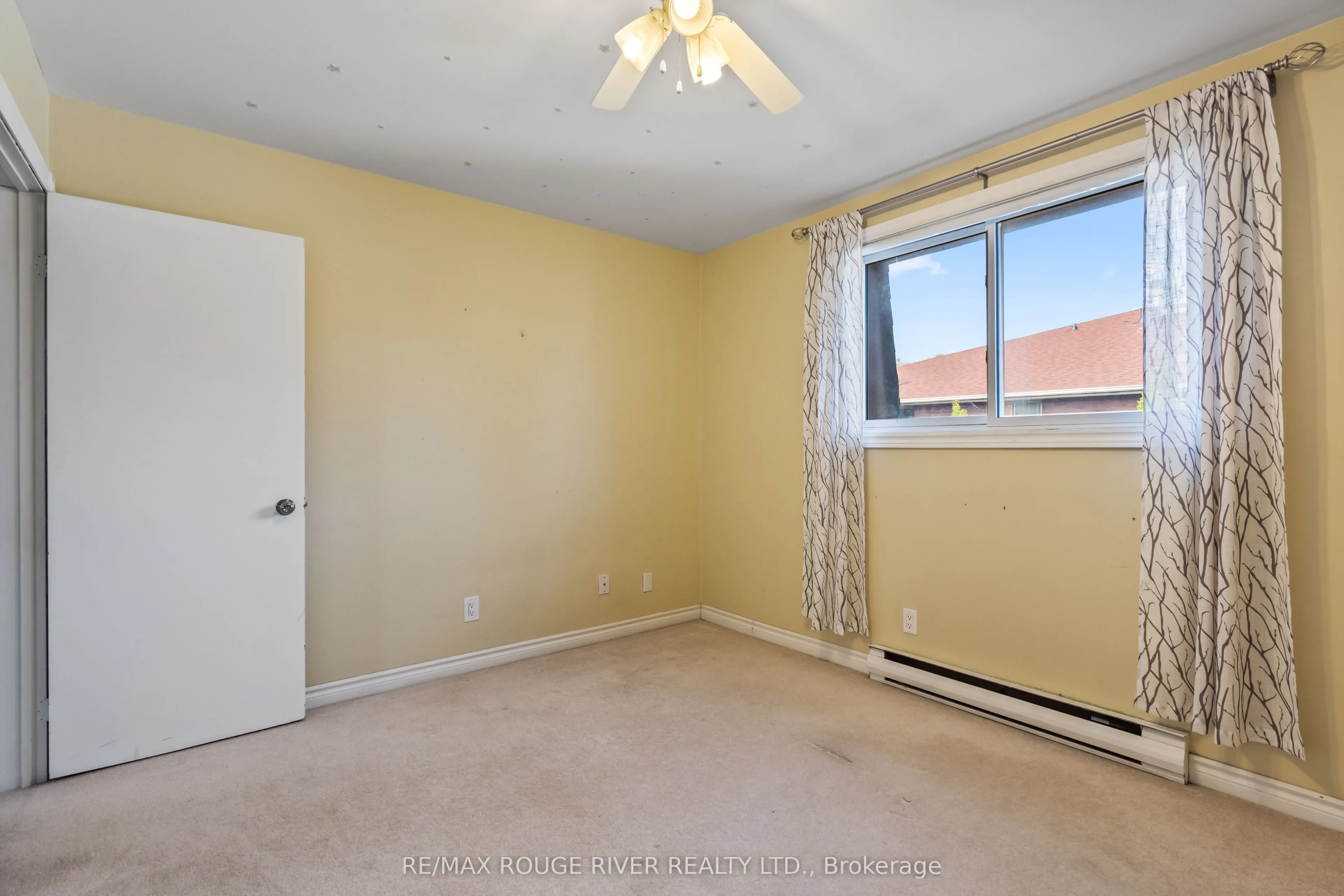 494 Elgin Street W, #3