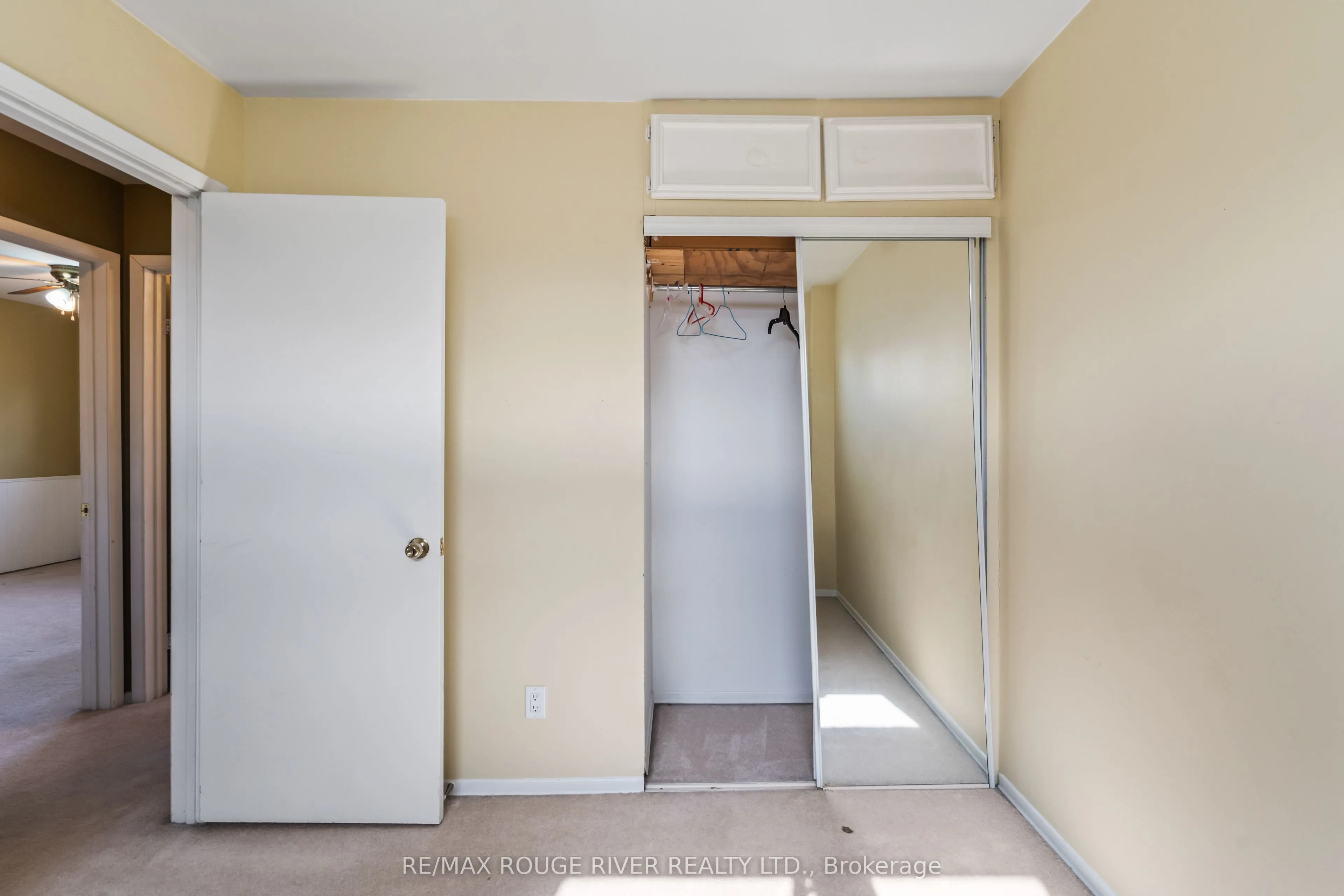 494 Elgin Street W, #3