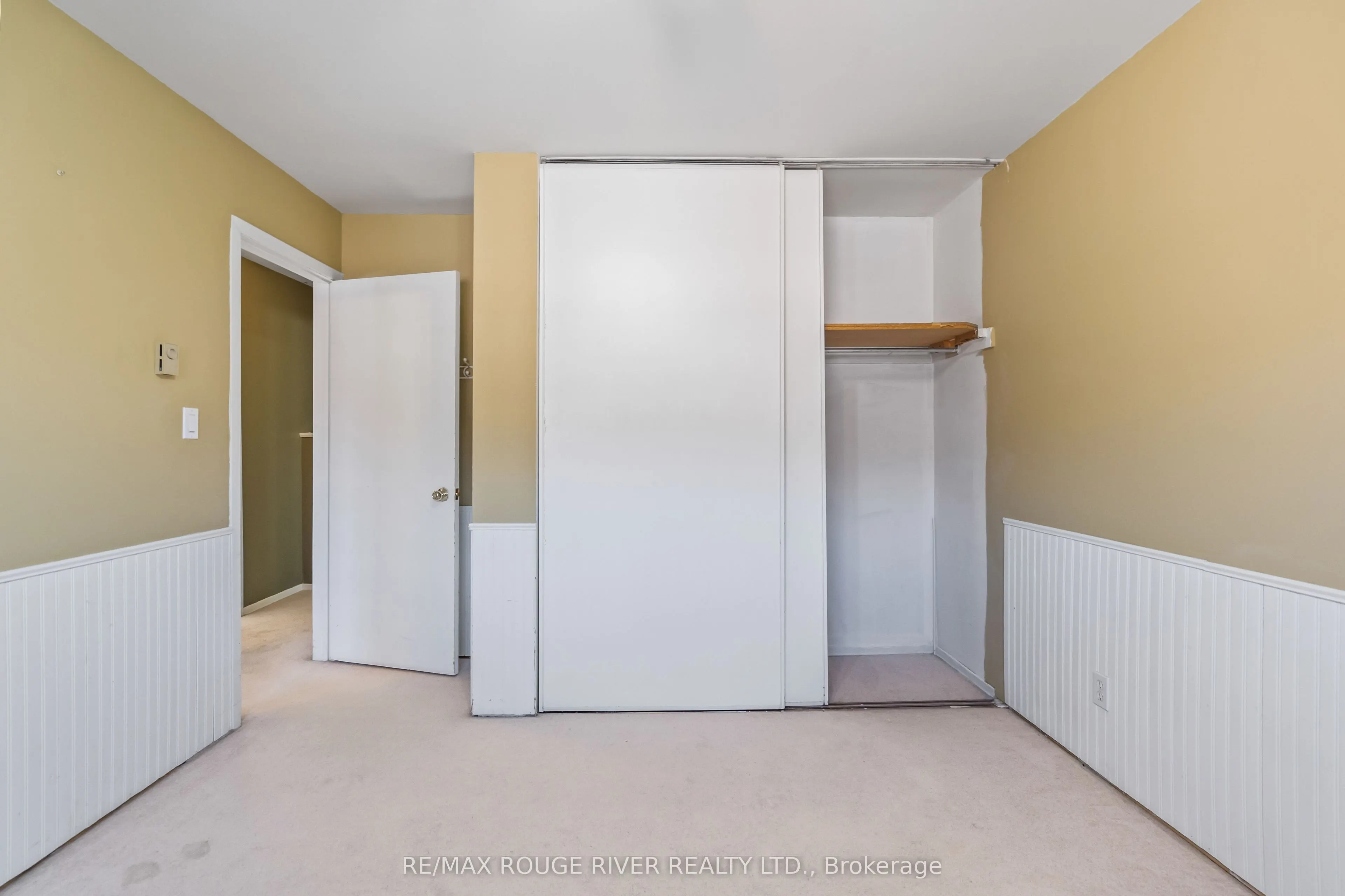 494 Elgin Street W, #3