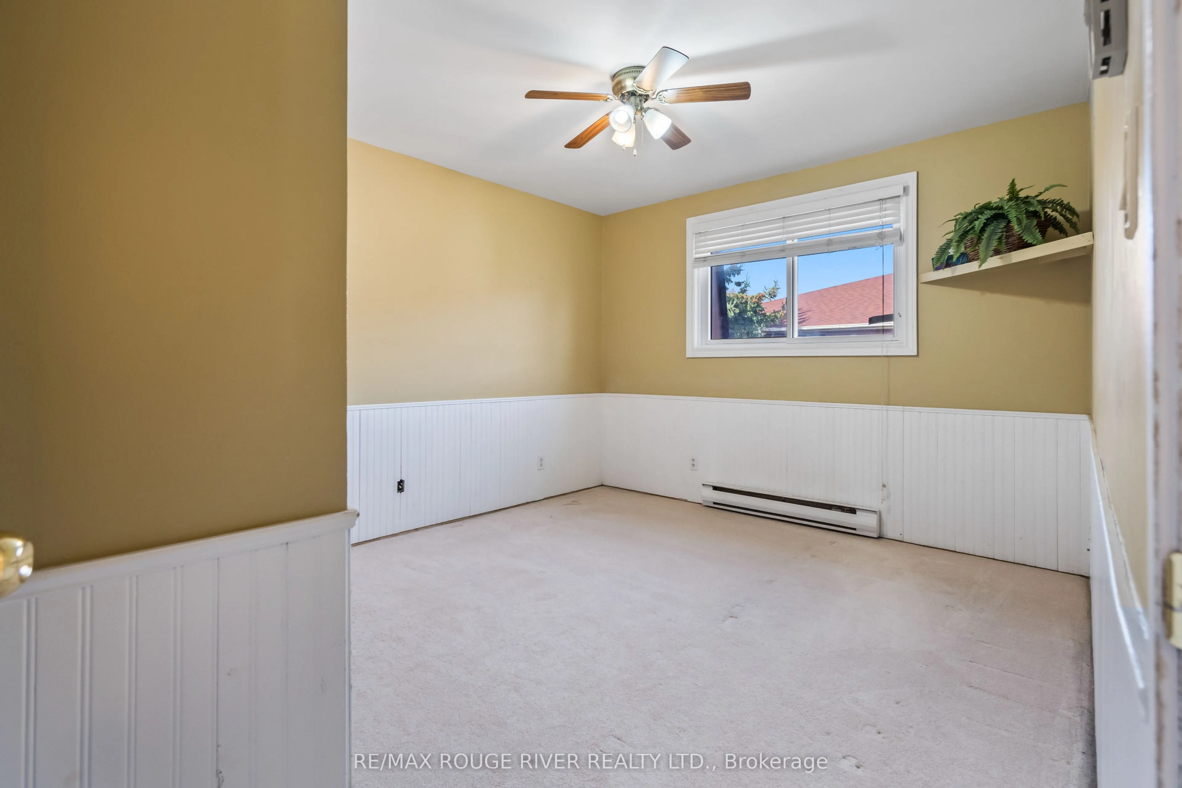 494 Elgin Street W, #3