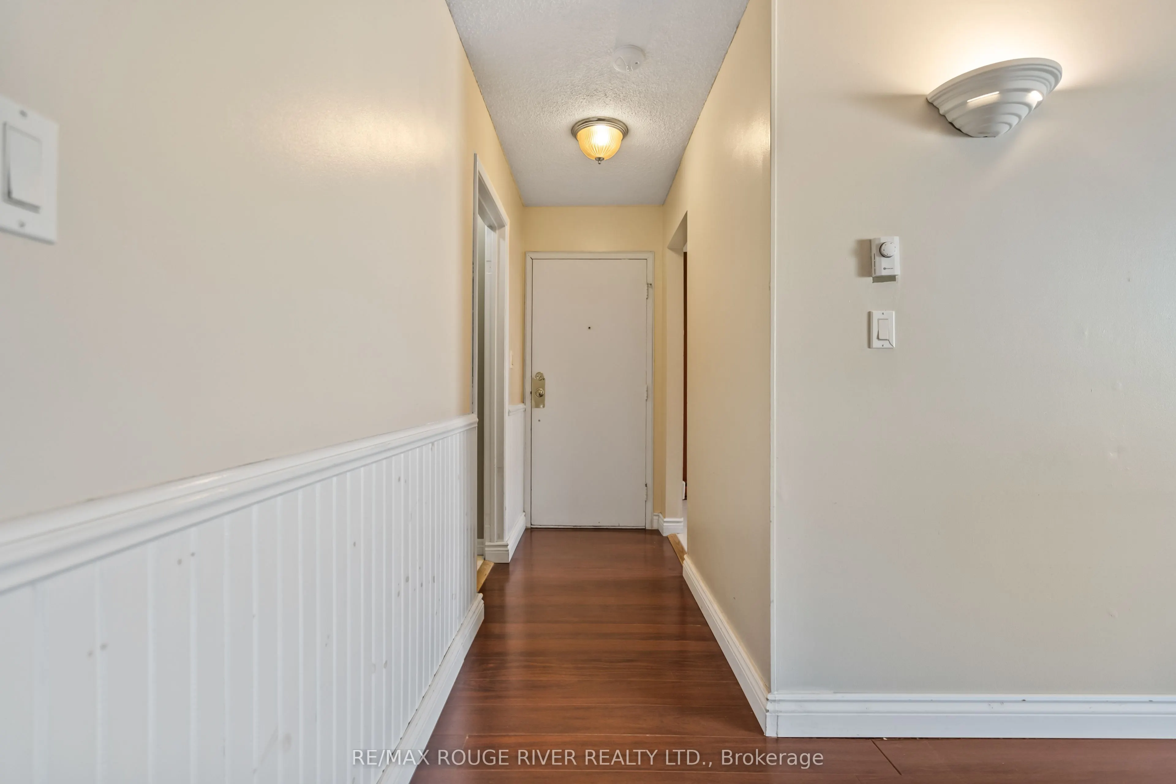 494 Elgin Street W, #3