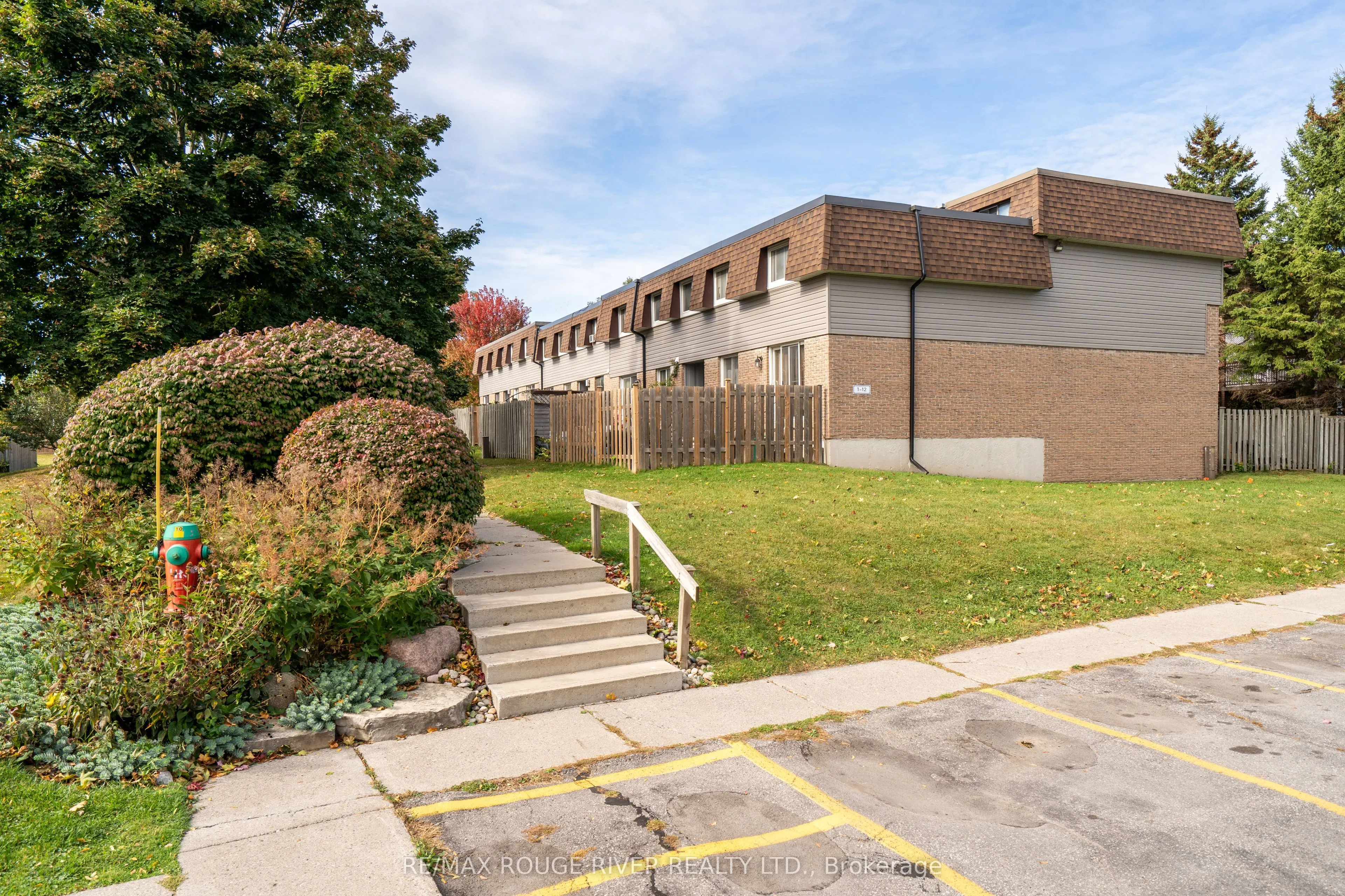 494 Elgin Street W, #3