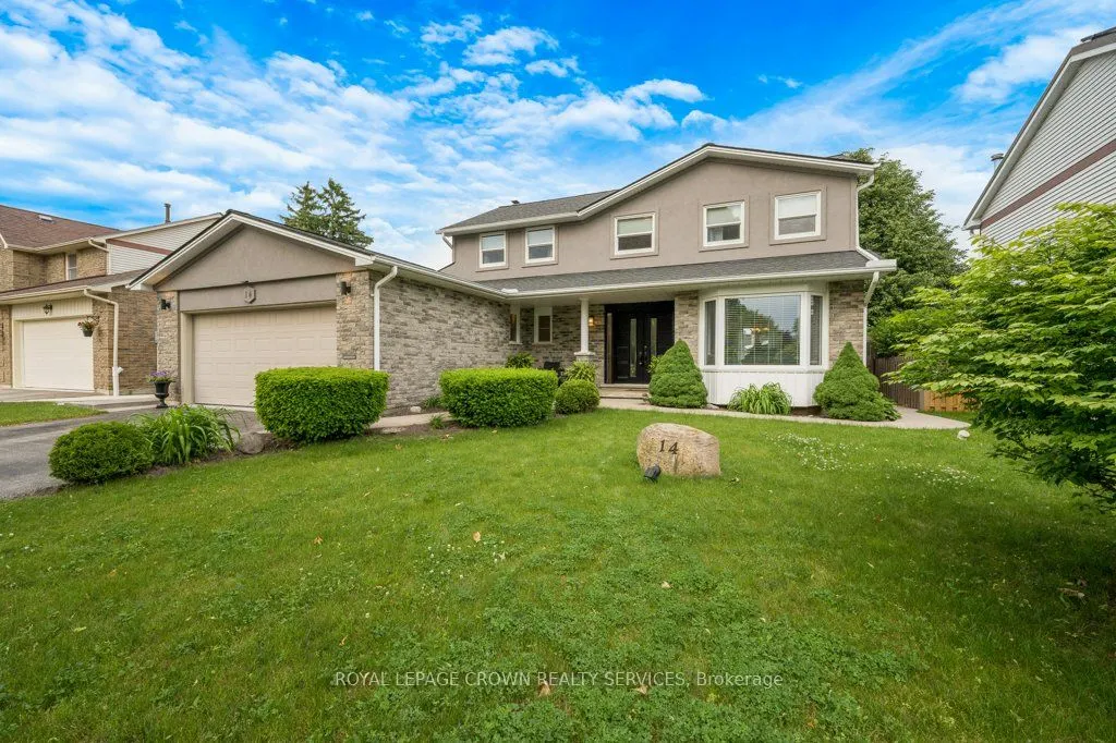 14 Pathfinder Crescent