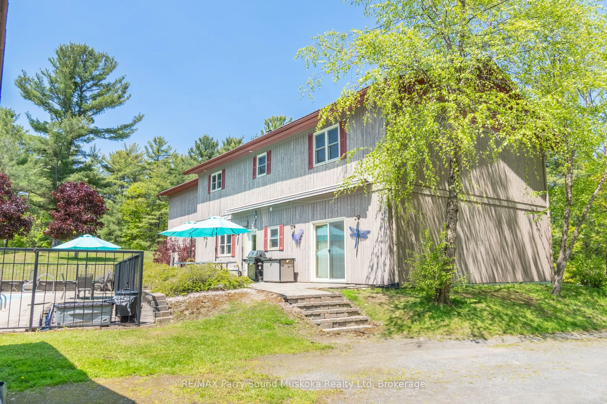 217 South Shore Road