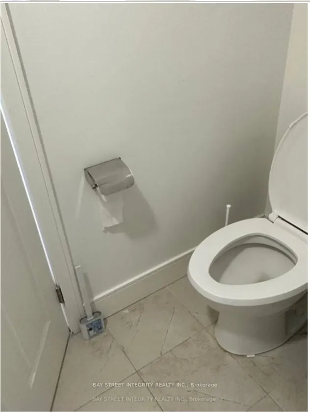 1 Wellington St. Street, #Unit 811