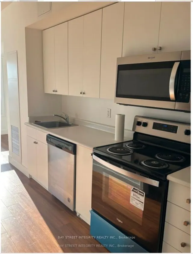 1 Wellington St. Street, #Unit 811