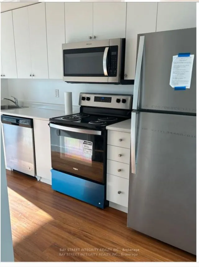 1 Wellington St. Street, #Unit 811