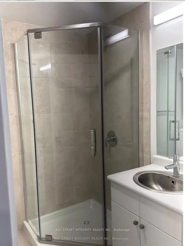 1 Wellington St. Street, #Unit 811