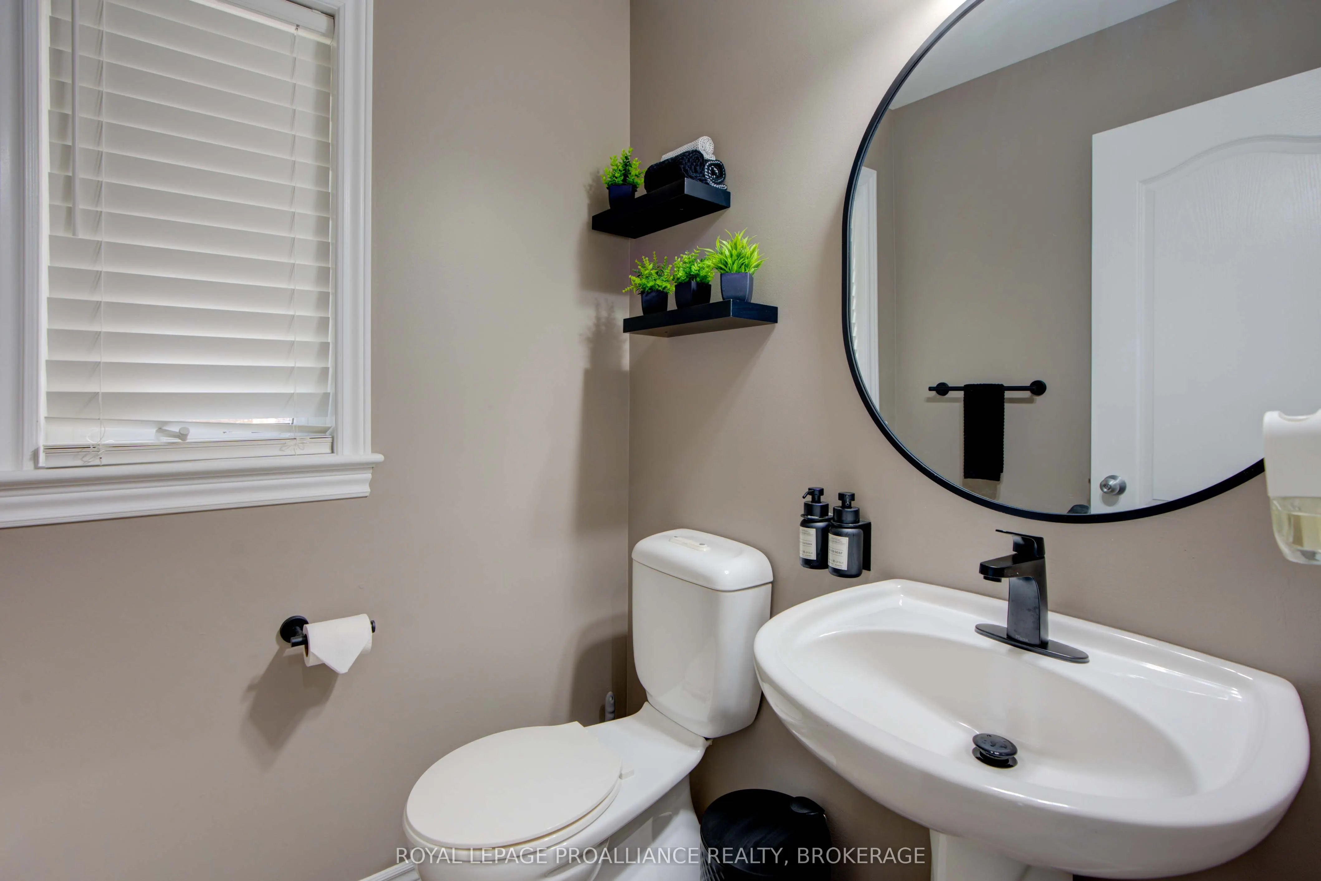 496 Cheryl Place