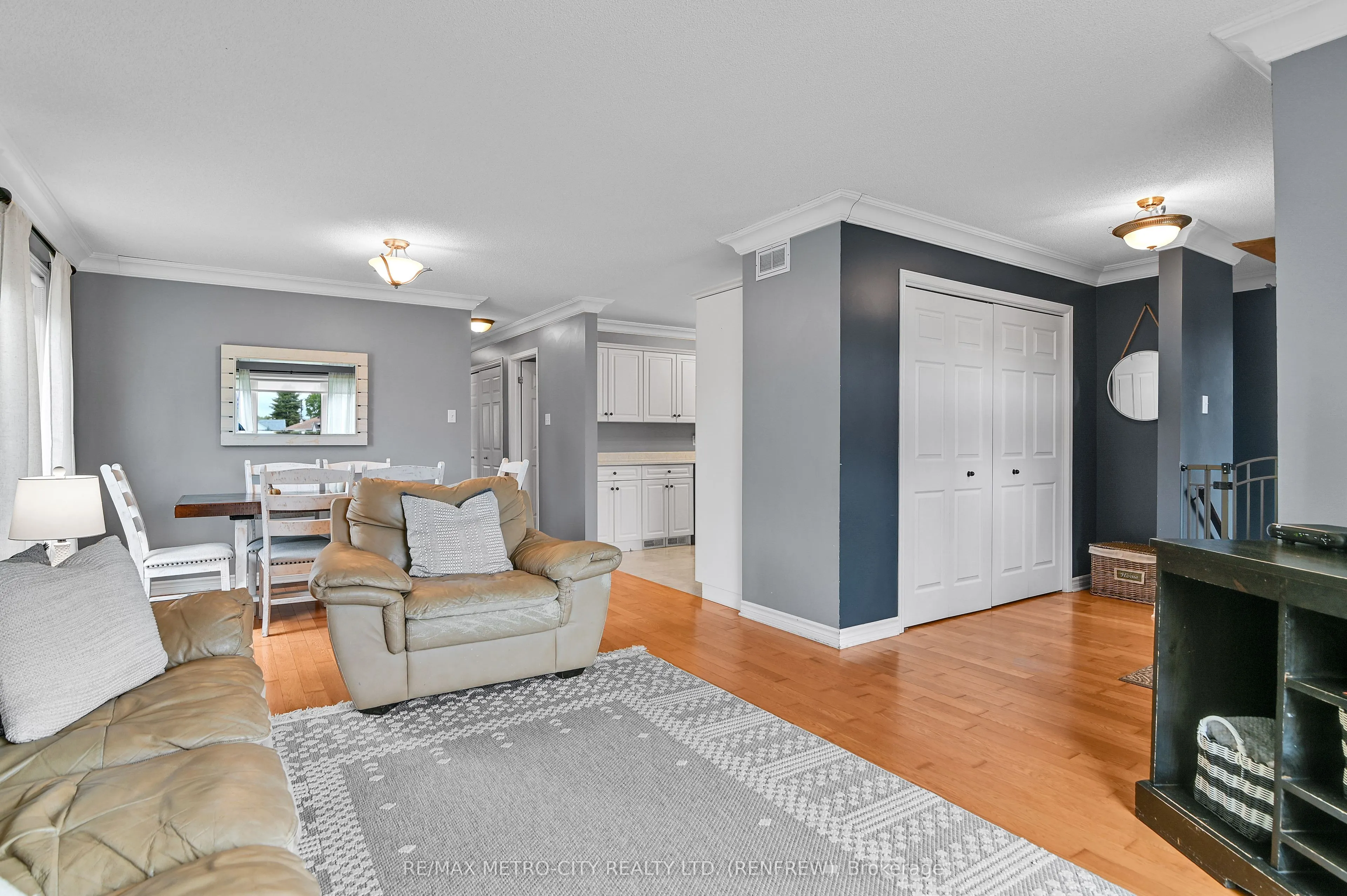 91 HARAMIS Drive
