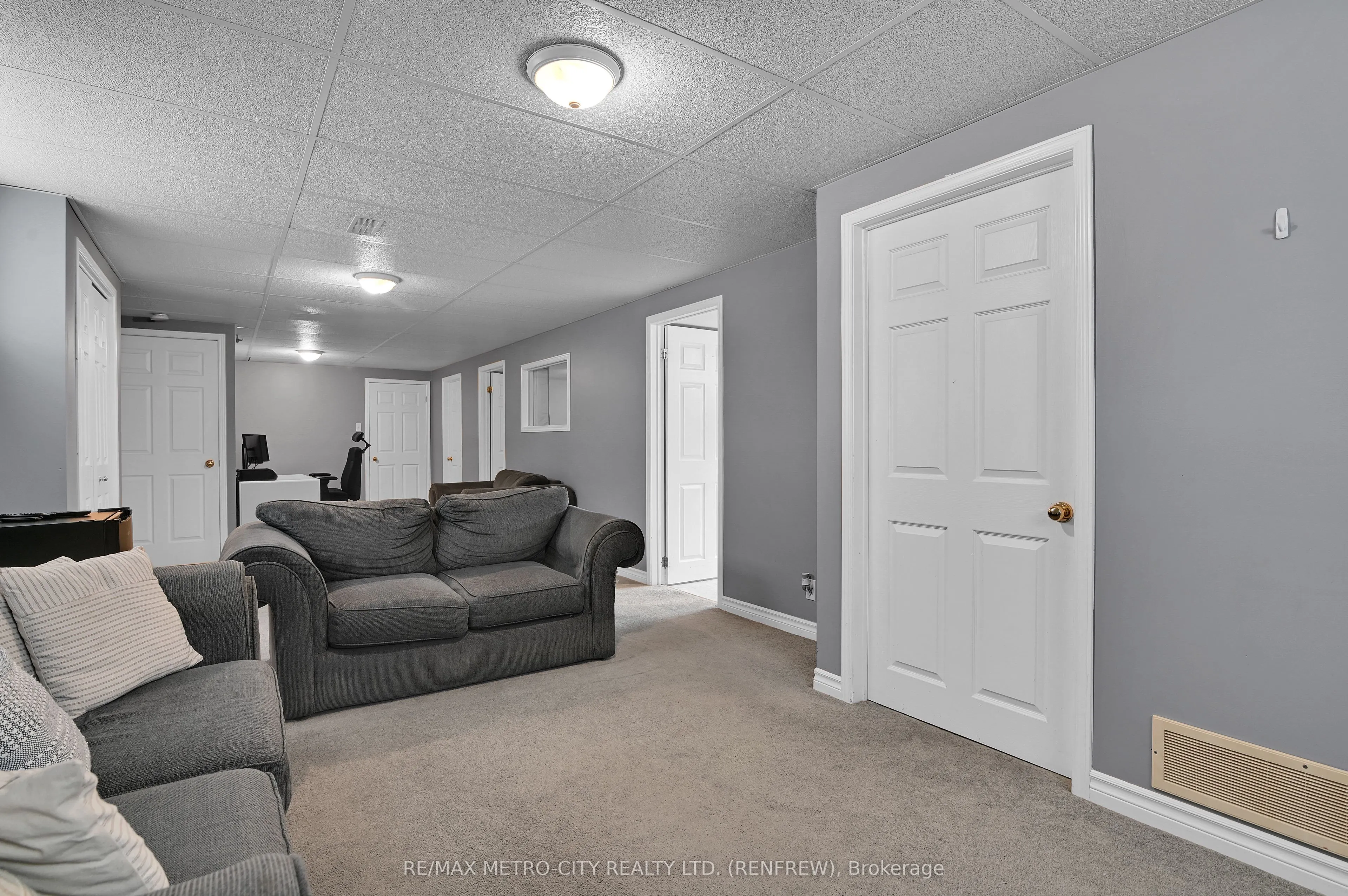 91 HARAMIS Drive