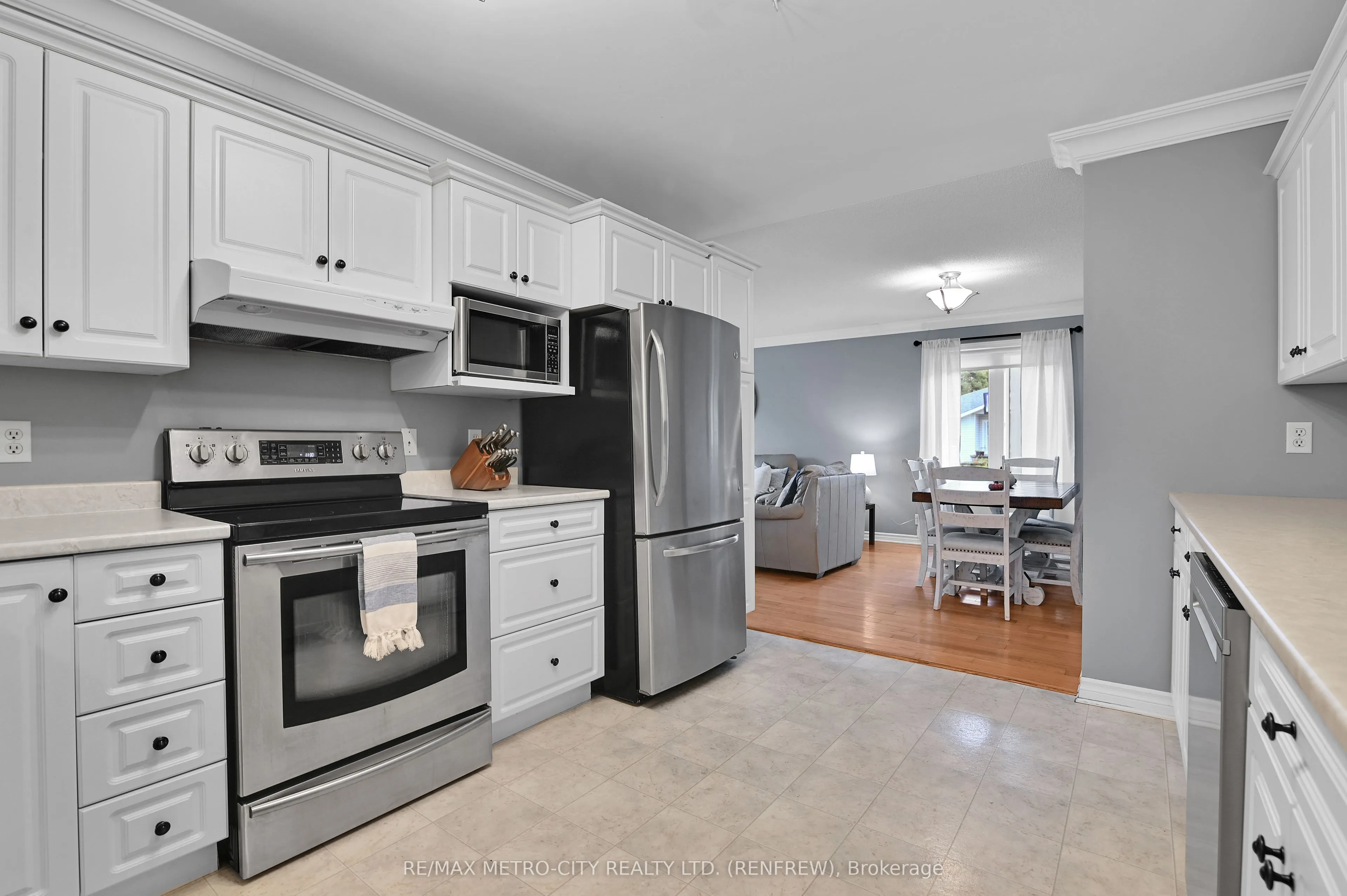 91 HARAMIS Drive
