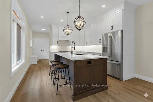 9 Delevan Crescent