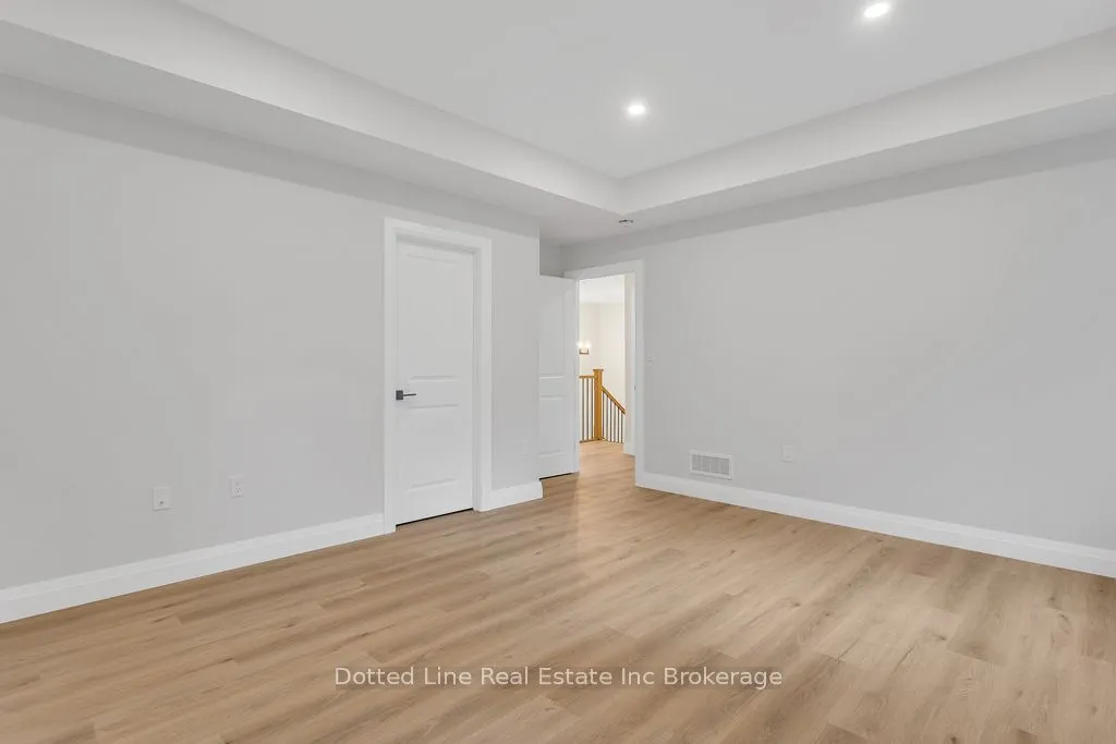 9 Delevan Crescent