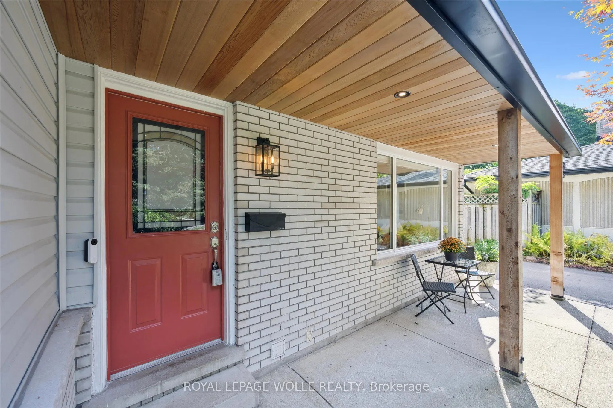 89 Mayfield Avenue